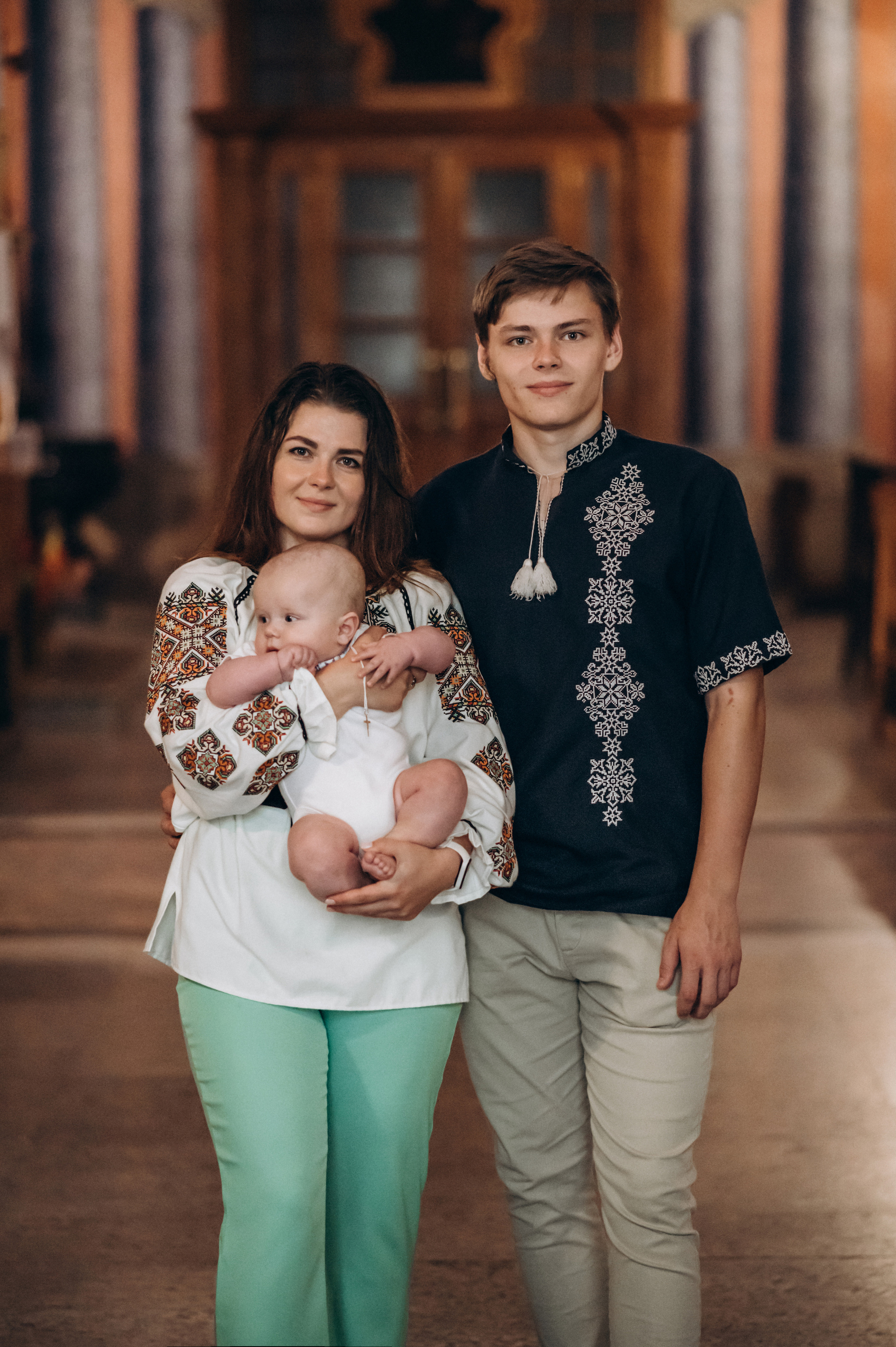 Хрещення Марка, Бернардинський монастир, Львів. Сімейний, дитячий та індивідуальний фотограф в м. Тернопіль, м. Львів