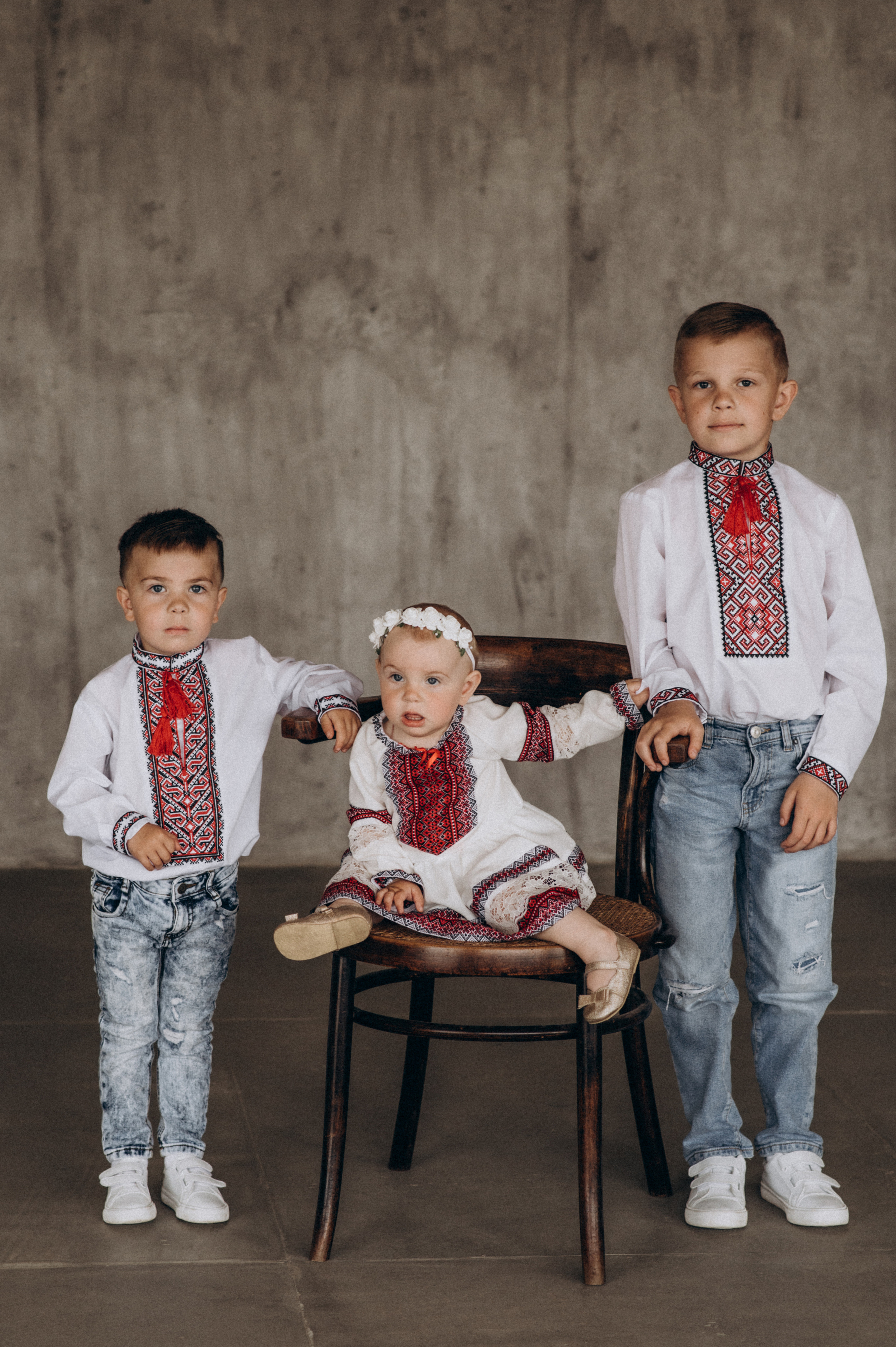 Сімейна зйомка у студії. Сімейний, дитячий та індивідуальний фотограф в м. Тернопіль, м. Львів
