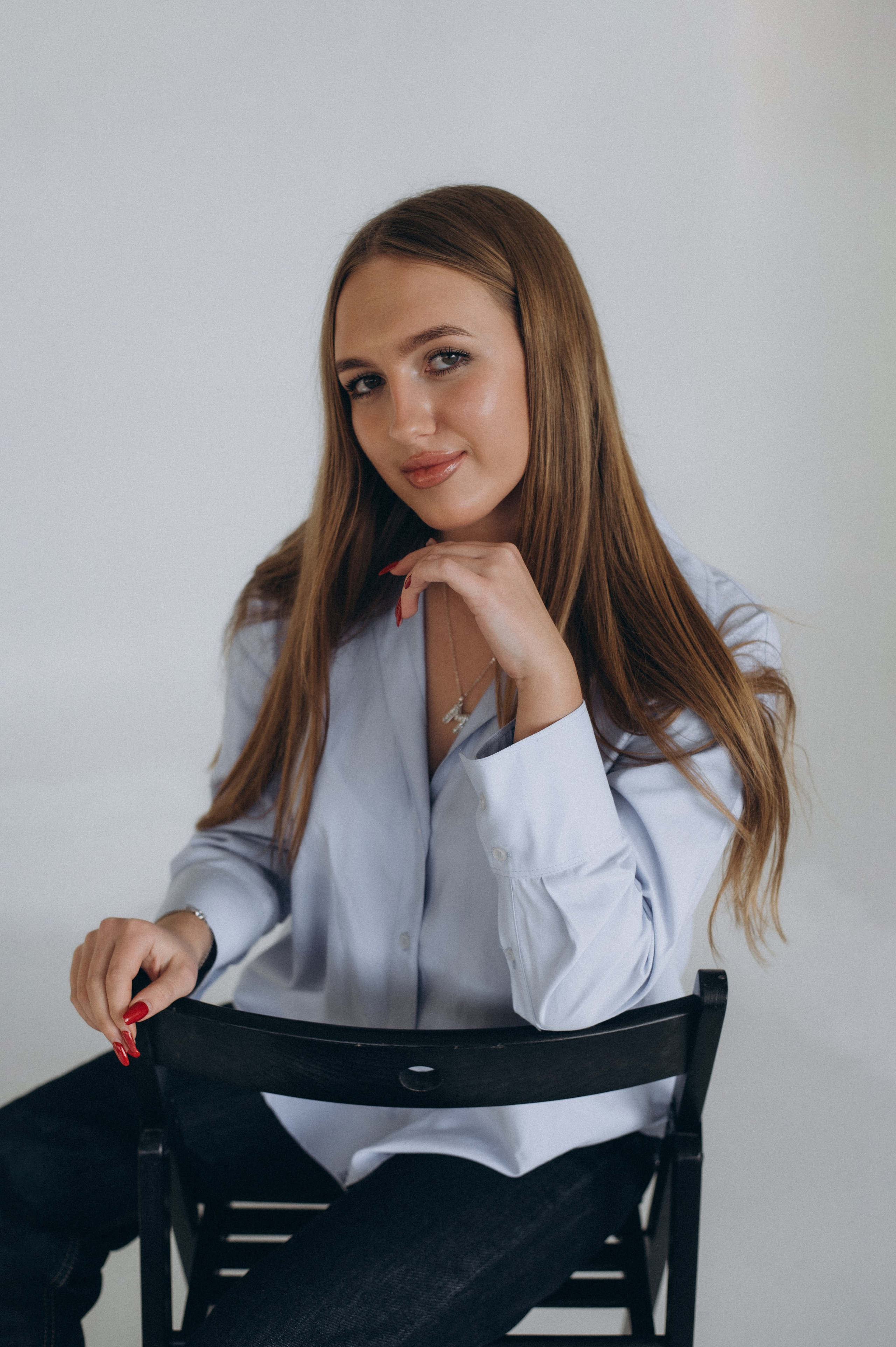 Фотосесія випускників, фотосесія на віньєтки Тернопіль, випускники Тернопіль, випуск 2025. Сімейний, дитячий та індивідуальний фотограф в м. Тернопіль, м. Львів