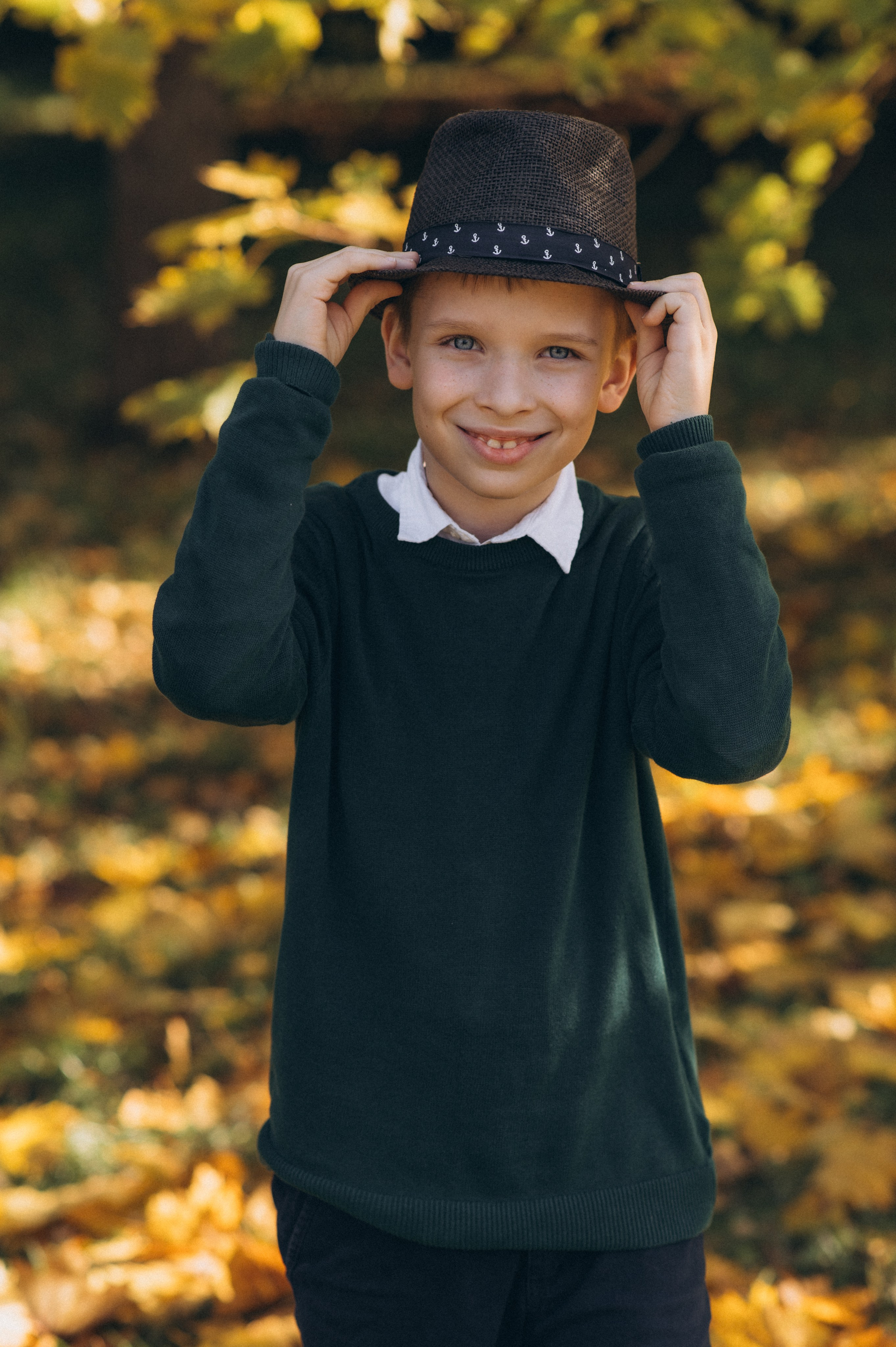 Шкільна фотосесія на віньєтки Тернопіль, шкільні альбоми, фотосесія випускників Тернопіль, випускний альбом, фотограф випускний Тернопіль. Сімейний, дитячий та індивідуальний фотограф в м. Тернопіль, м. Львів
