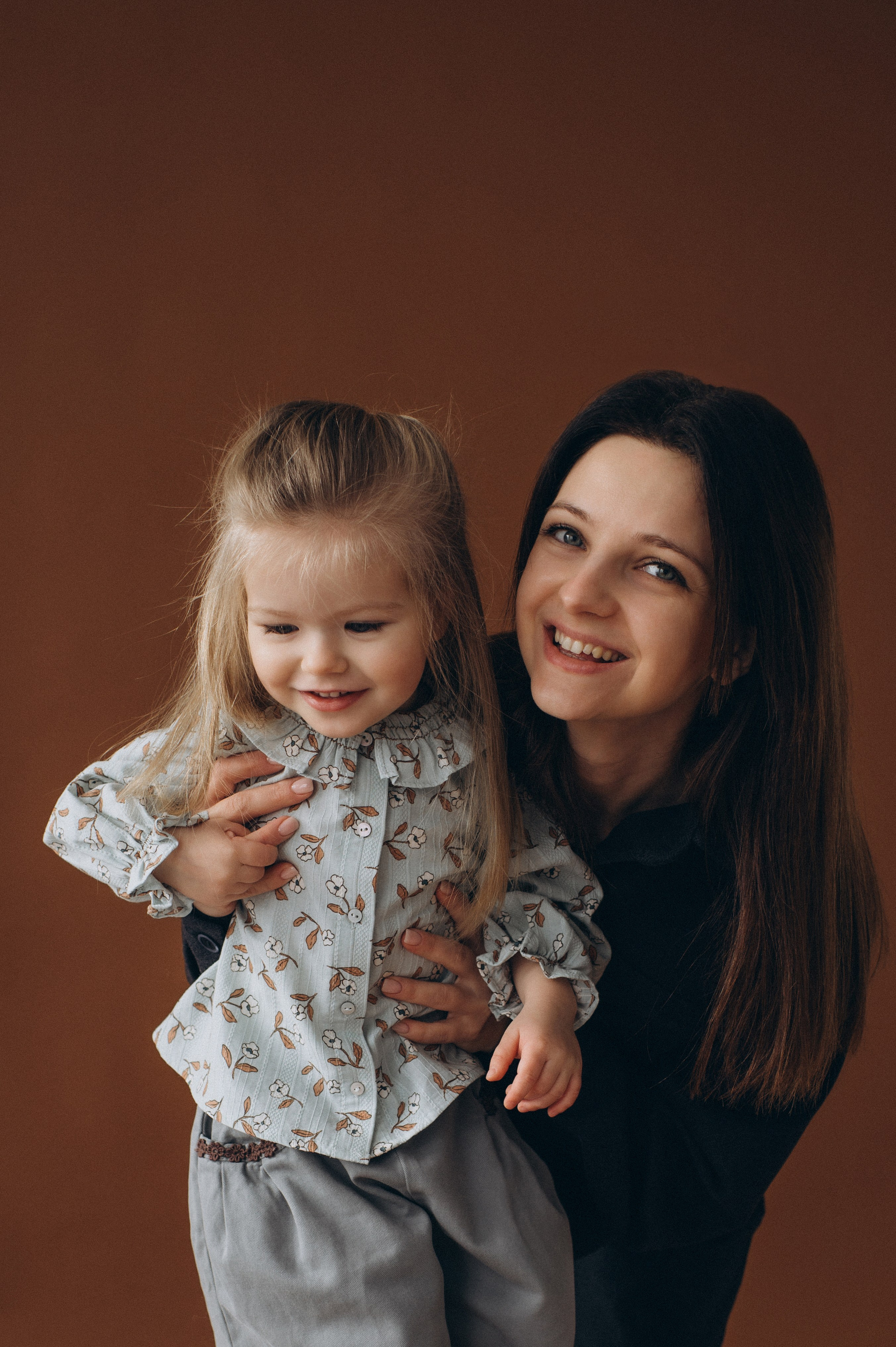 Фотосесія мами і дитини Львів, зйомка мами і дитини Тернопіль, сімейний фотограф Тернопіль, сімейна фотосесія Тернопіль, дитячий фотограф. Сімейний, дитячий та індивідуальний фотограф в м. Тернопіль, м. Львів