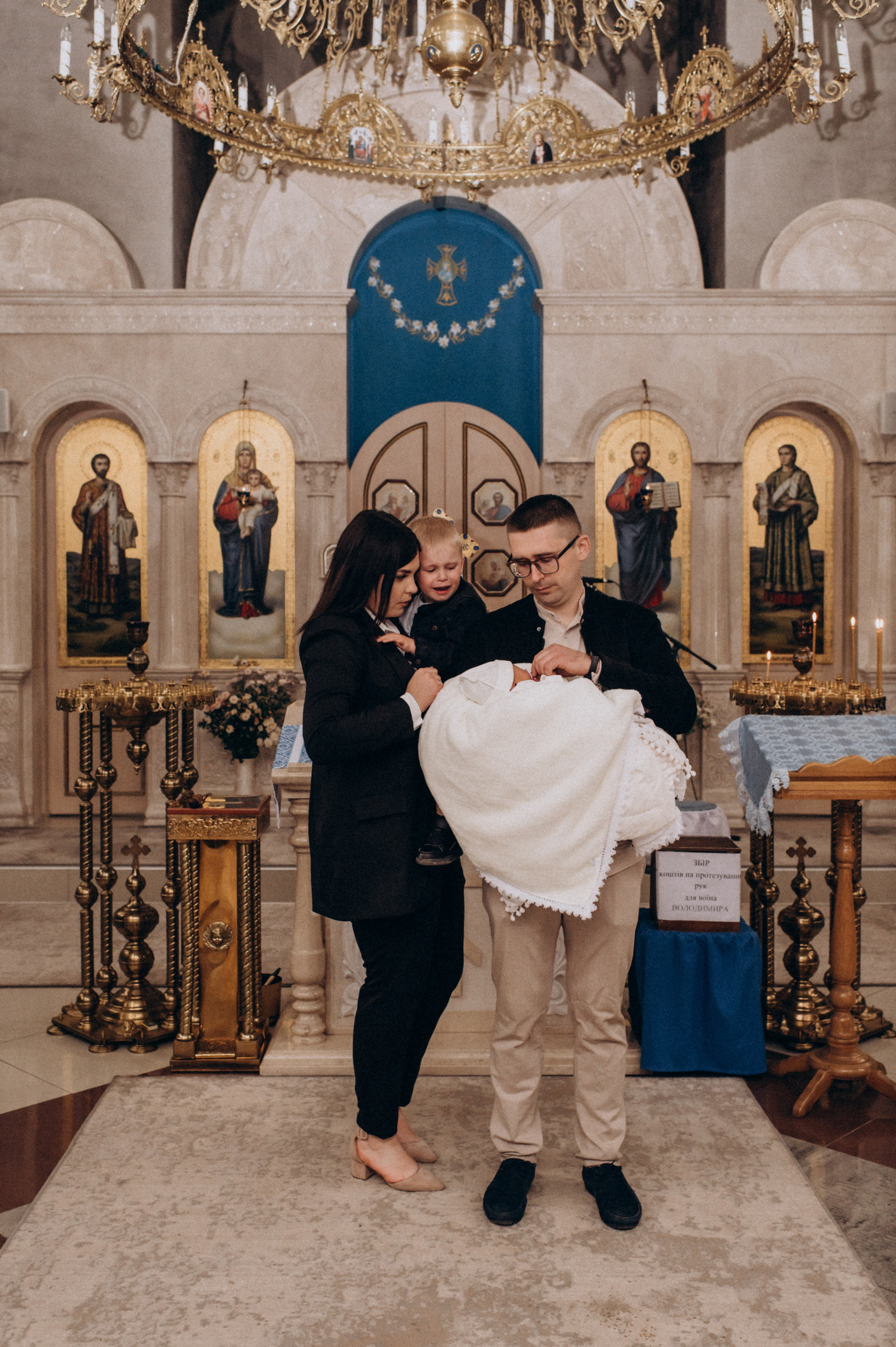 Таїнство Хрещення, хрестини Тернопіль, хрещення Львів. Сімейний, дитячий та індивідуальний фотограф в м. Тернопіль, м. Львів