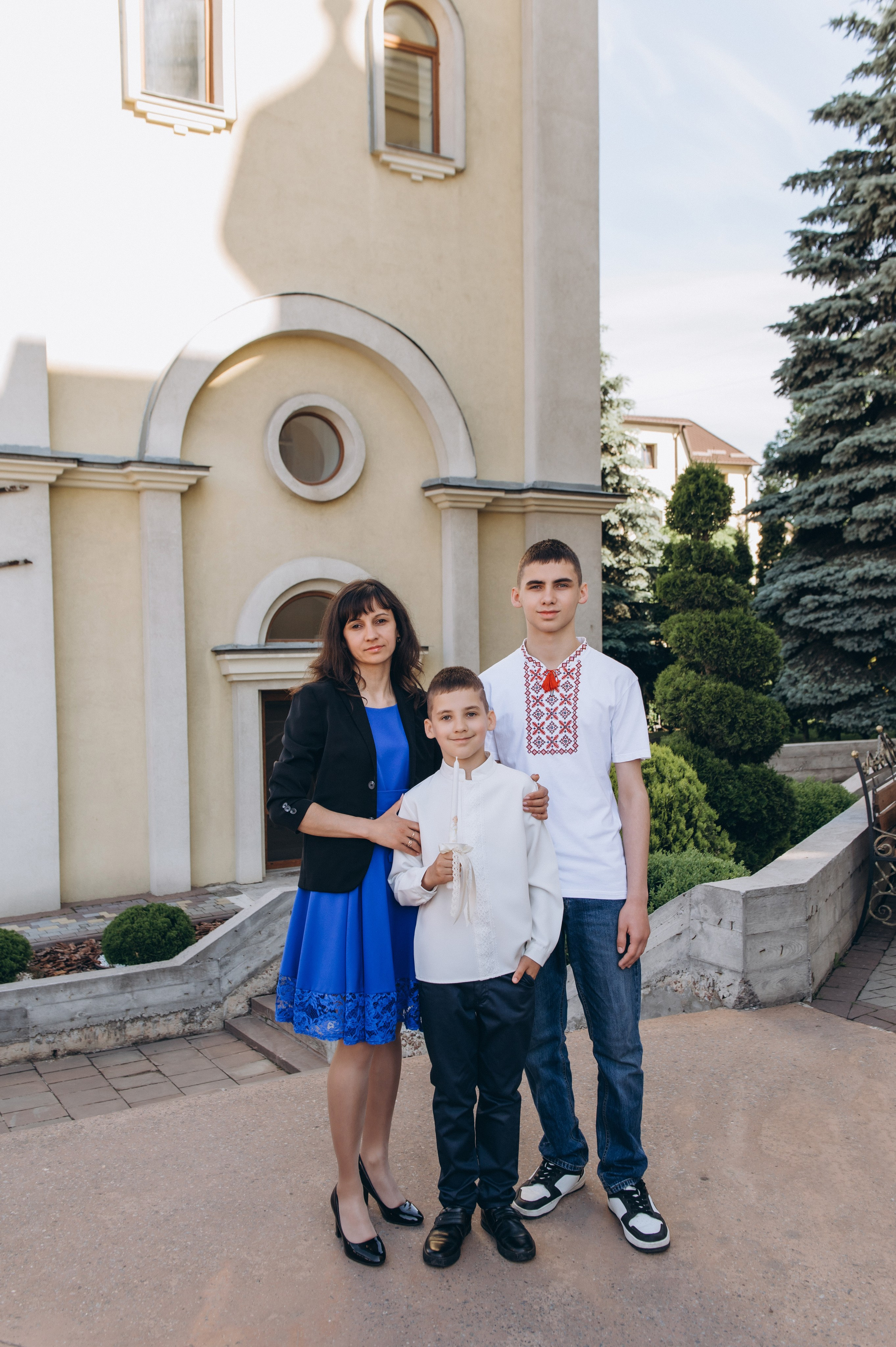 Фотосесія Першого Причастя Тернопіль, зйомка Першого Причастя Тернопіль, Церква Успіння Пресвятої Богородиці Причастя Тернопіль. Сімейний, дитячий та індивідуальний фотограф в м. Тернопіль, м. Львів