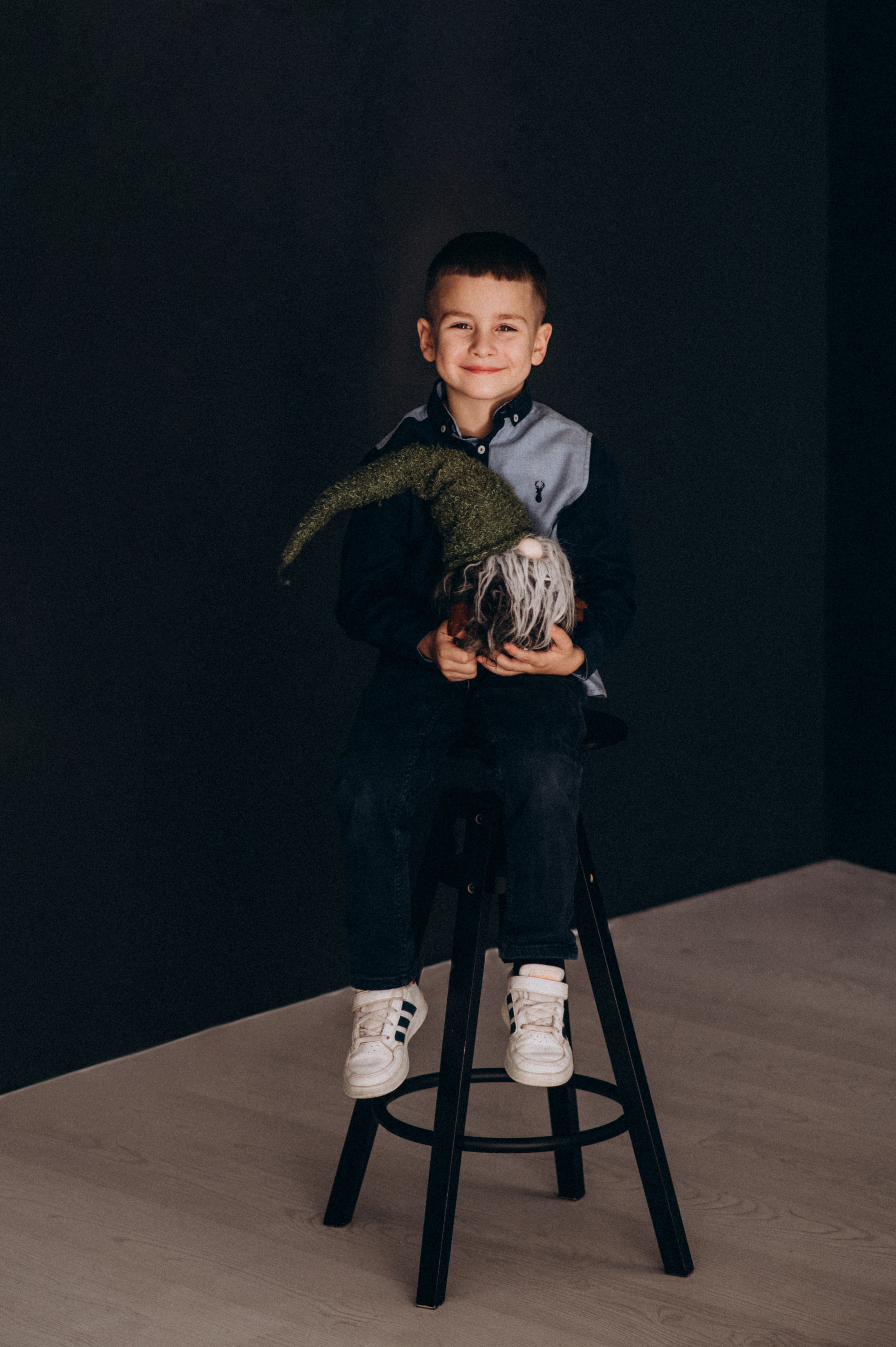 Фотосесія групи дитячого садочку, фотосесія на віньєтки, зйомка дітей в студії. Сімейний, дитячий та індивідуальний фотограф в м. Тернопіль, м. Львів