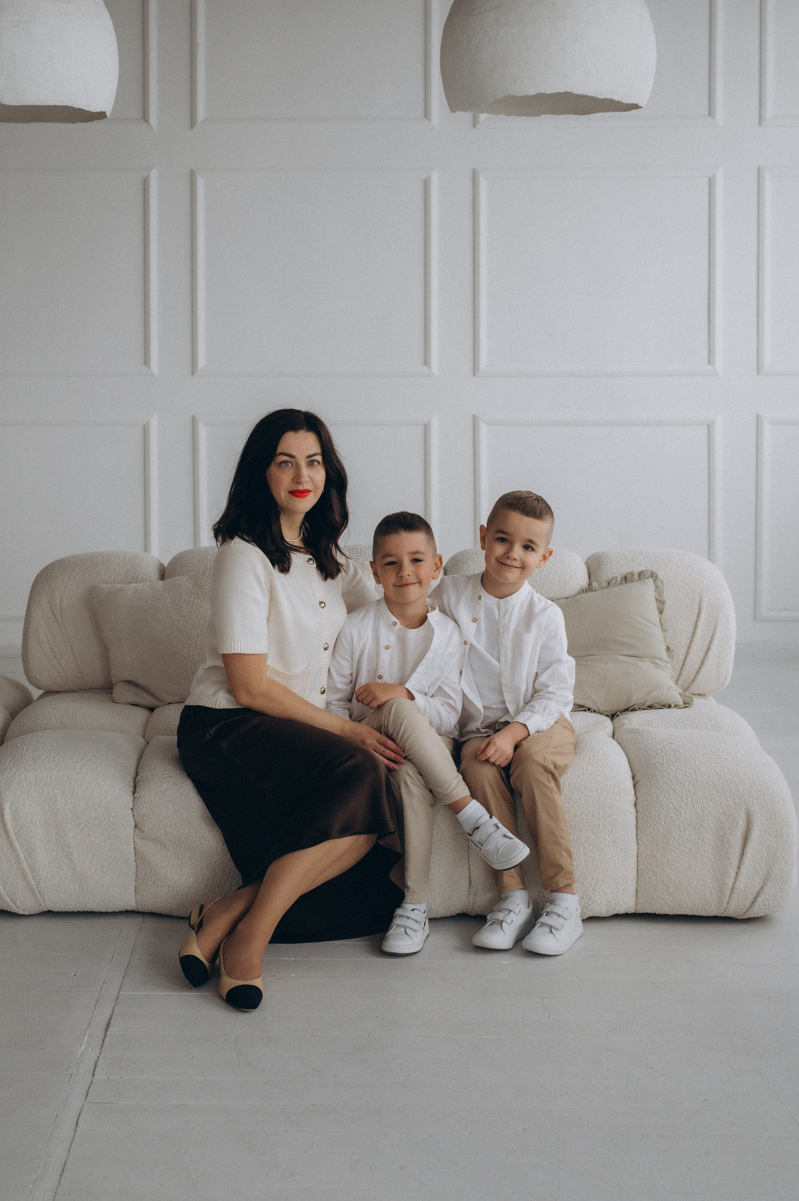 Сімейна фотосесія Тернопіль, сімейний фотограф Тернопіль Львів, зйомка дітей, портретний фотограф Тернопіль, фотосесія Причастя у студії. Сімейний, дитячий та індивідуальний фотограф в м. Тернопіль, м. Львів