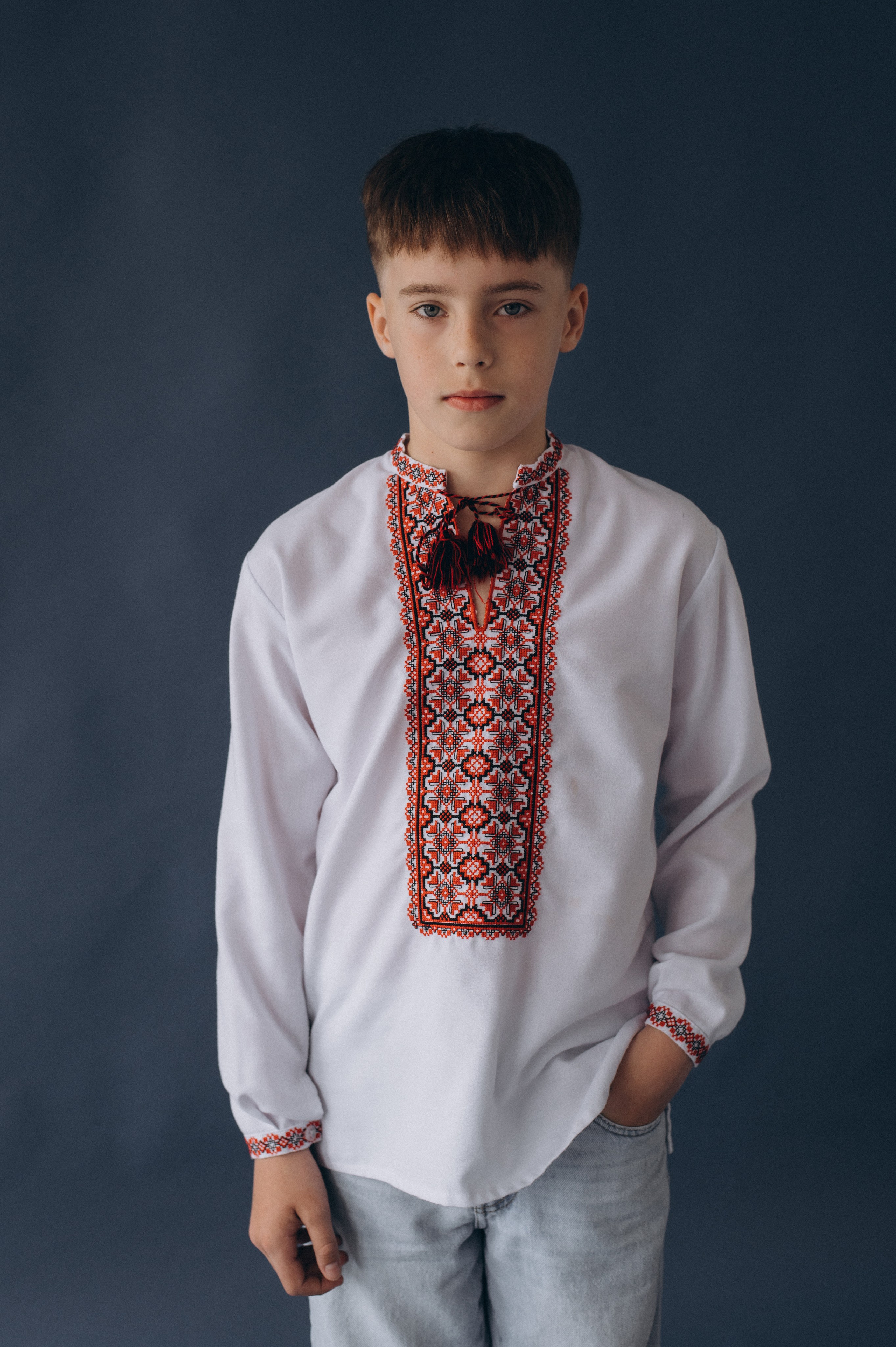 Шкільна фотосесія на віньєтки Тернопіль, фотосесія випускників Тернопіль, зйомка на віньєтки, шкільні фотоальбоми Тернопіль. Сімейний, дитячий та індивідуальний фотограф в м. Тернопіль, м. Львів