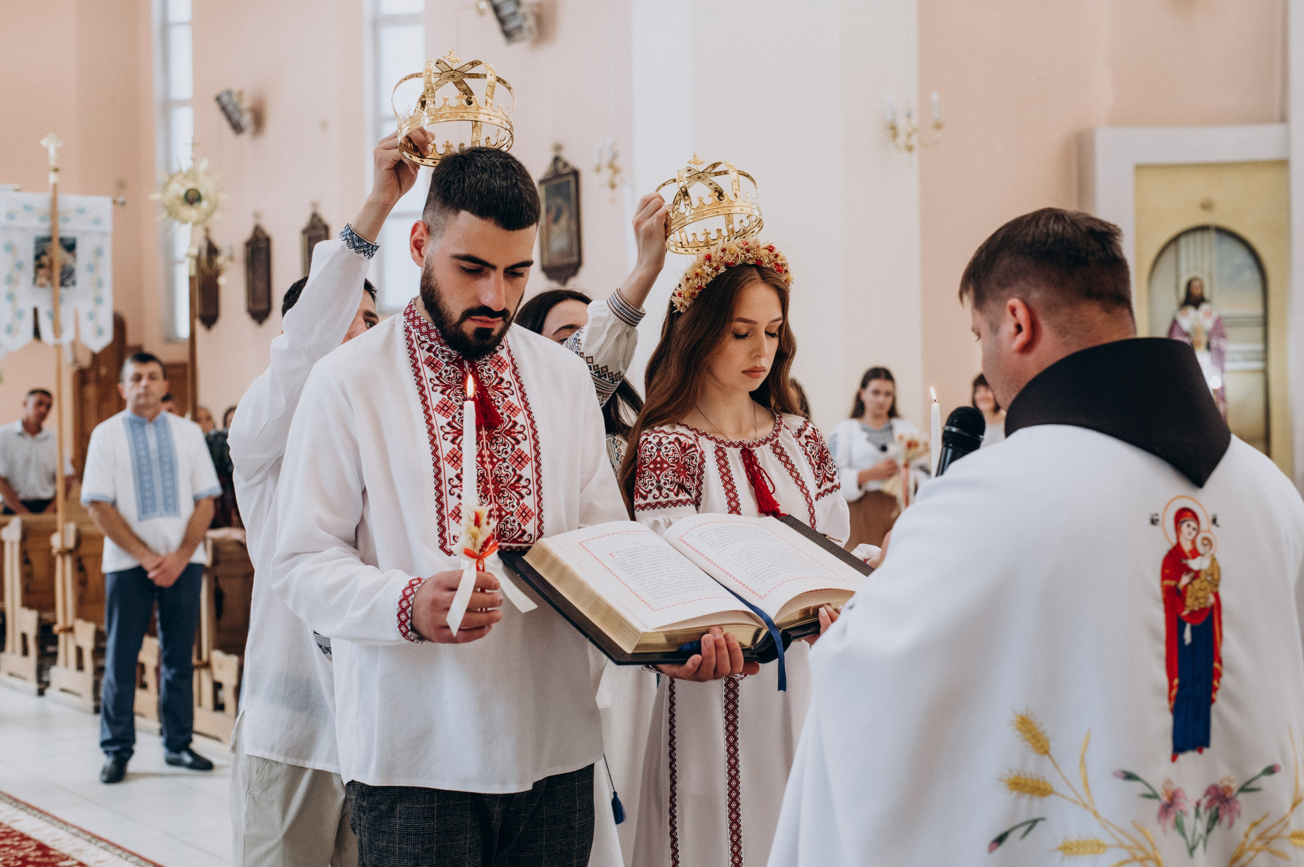 Фотосесія весілля, фотосесія вінчання Тернопіль, весільний фотограф Тернопіль, весільна зйомка Тернопіль. Сімейний, дитячий та індивідуальний фотограф в м. Тернопіль, м. Львів