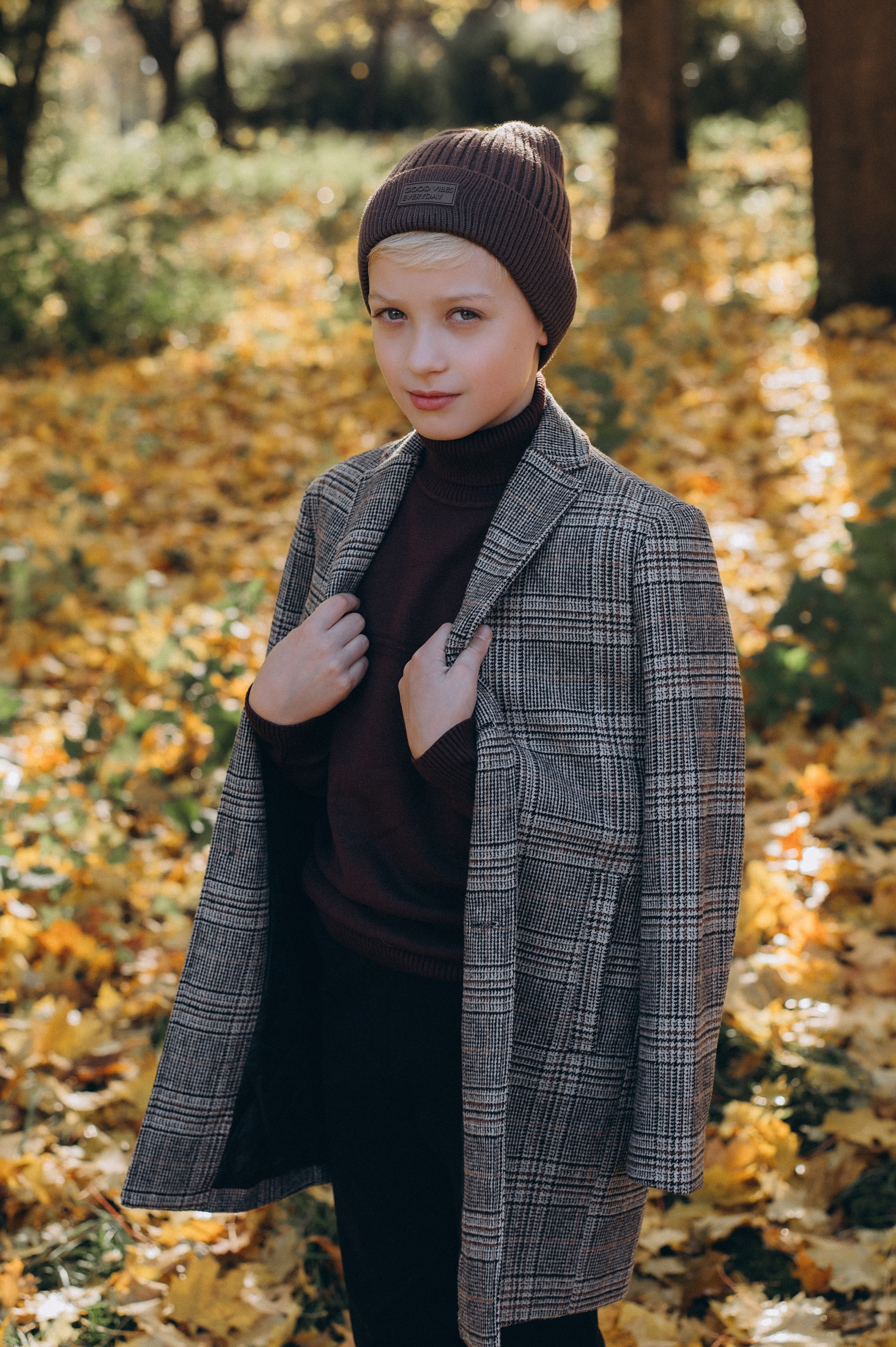 Осіння фотосесія 4 класу на віньєтки, випускні фотоальбоми Тернопіль, фотосесія випускників Тернопіль, шкільний випускний альбом Тернопіль. Сімейний, дитячий та індивідуальний фотограф в м. Тернопіль, м. Львів