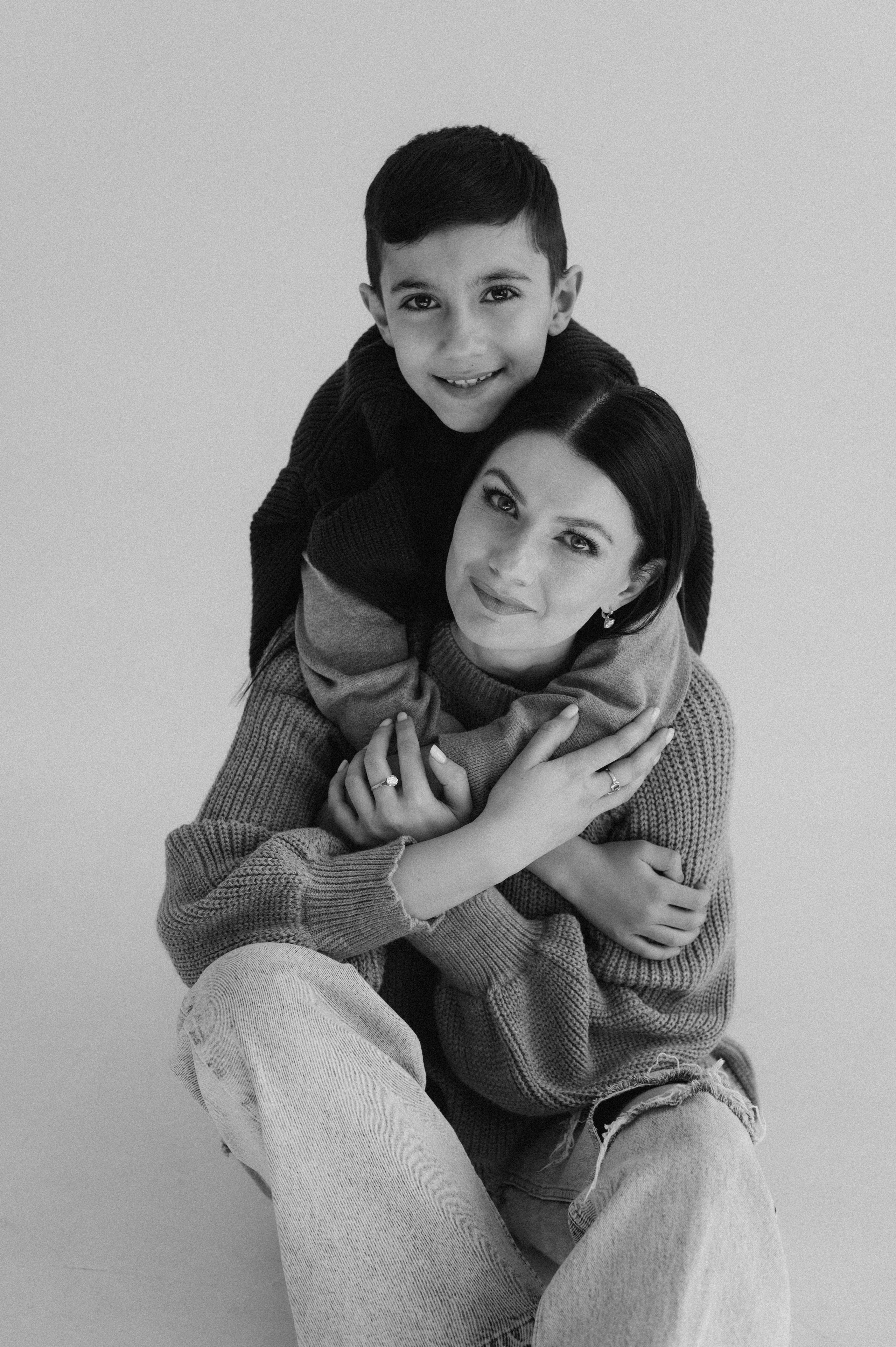 Індивідуальна фотосесія Тернопіль, сімейний фотограф Тернопіль Львів, зйомка з домашнім улюбленцем. Сімейний, дитячий та індивідуальний фотограф в м. Тернопіль, м. Львів