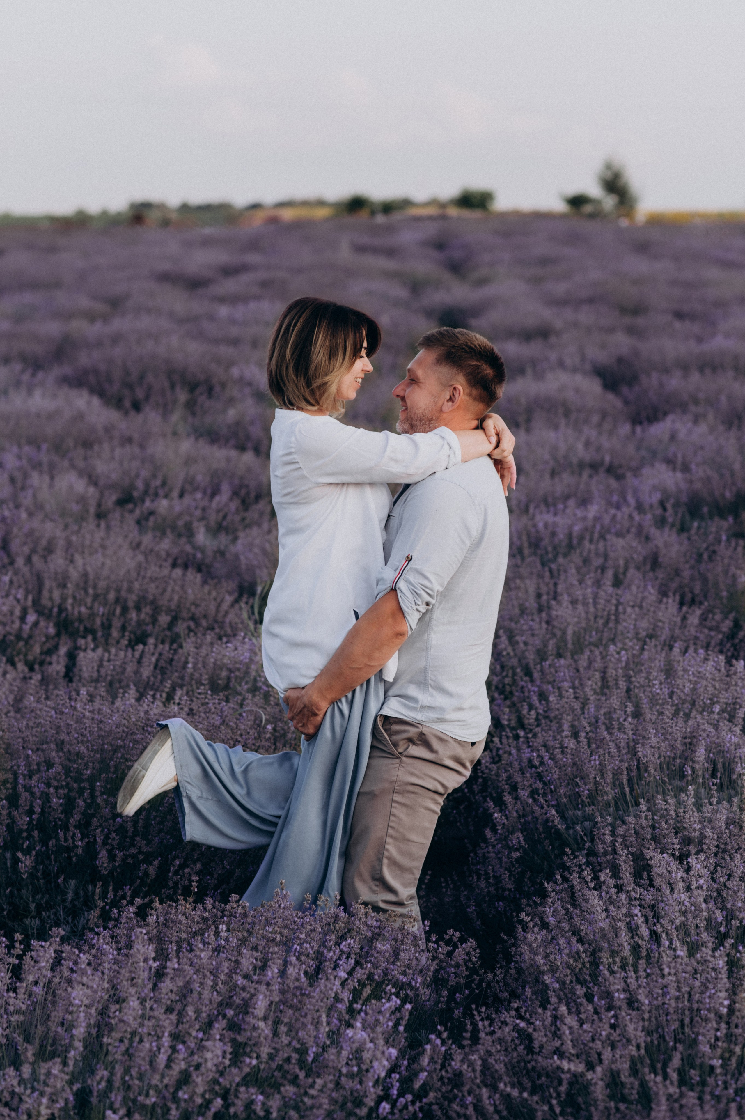 Сімейна фотосесія в лаванді, лав сторі, фотограф Тернопіль, фотосесія в соняхах. Сімейний, дитячий та індивідуальний фотограф в м. Тернопіль, м. Львів