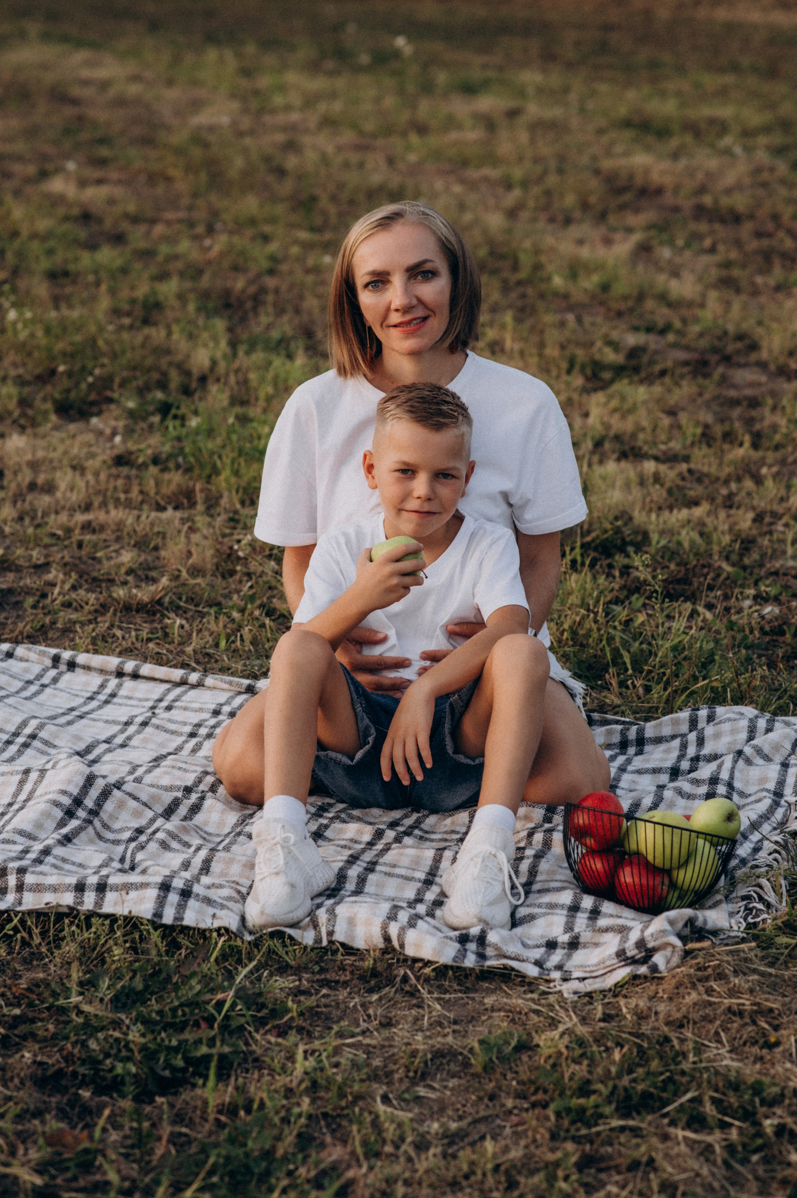 Сімейна фотосесія на природі, сімейний фотограф Тернопіль Львів, портретний фотограф Тернопіль. Сімейний, дитячий та індивідуальний фотограф в м. Тернопіль, м. Львів