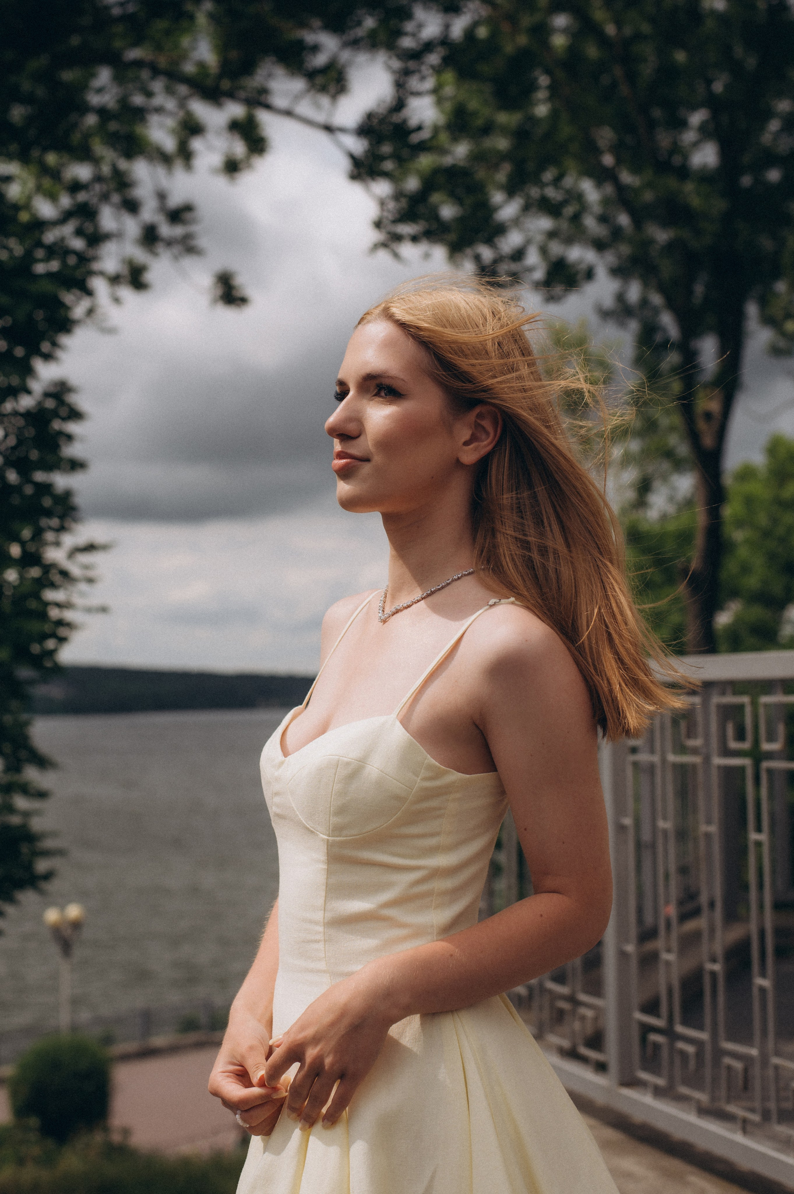 Випускники 2025, фотосесія випускного Тернопіль, фотосесія випускників Тернопіль, зйомка випускного, фотосесія випускного. Сімейний, дитячий та індивідуальний фотограф в м. Тернопіль, м. Львів