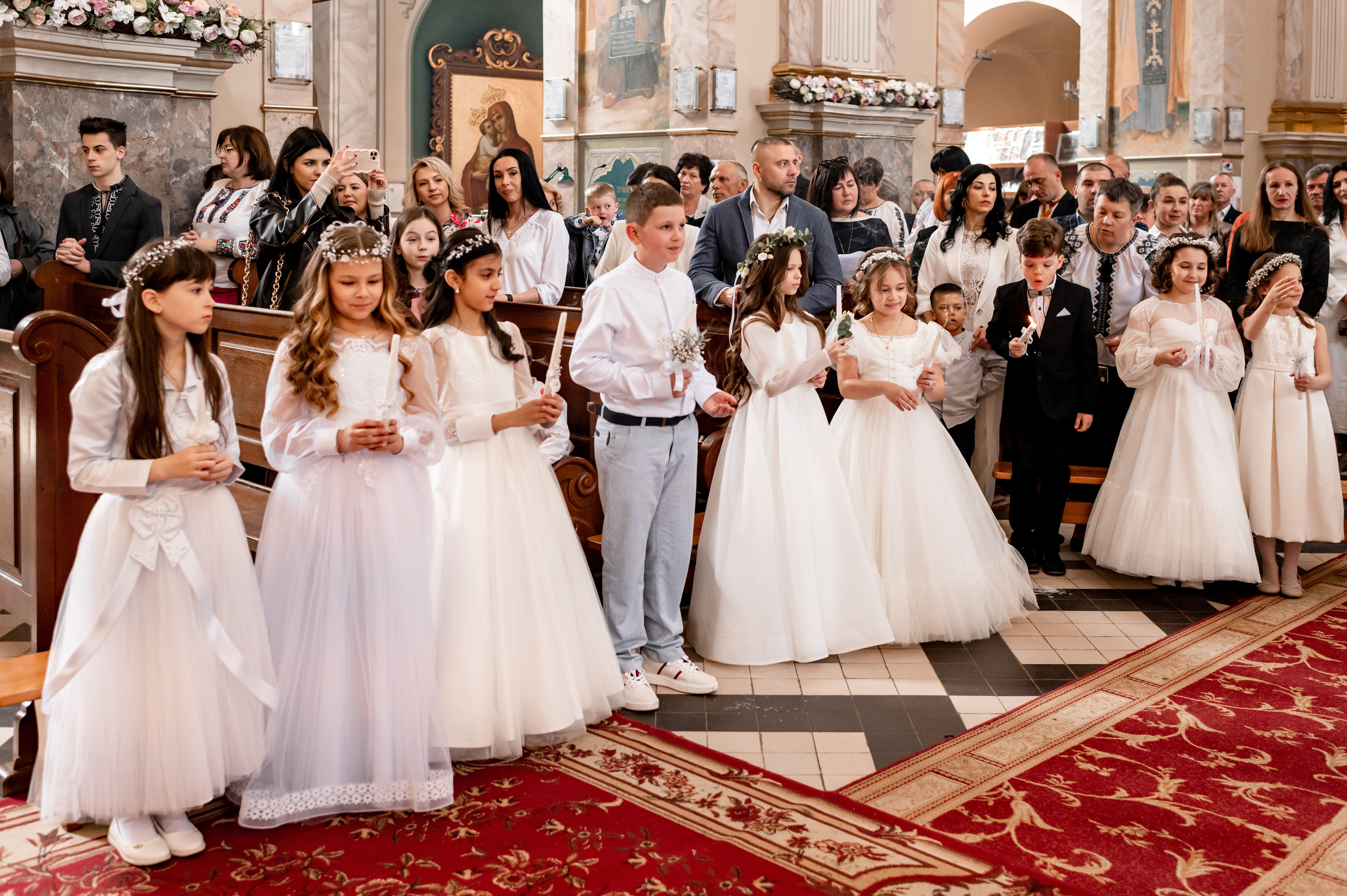 Фотосесія Першого Причастя Тернопіль, зйомка Причастя Тернопіль, Таїнство Першого Причастя Тернопіль, Катедра Причастя Тернопіль. Сімейний, дитячий та індивідуальний фотограф в м. Тернопіль, м. Львів