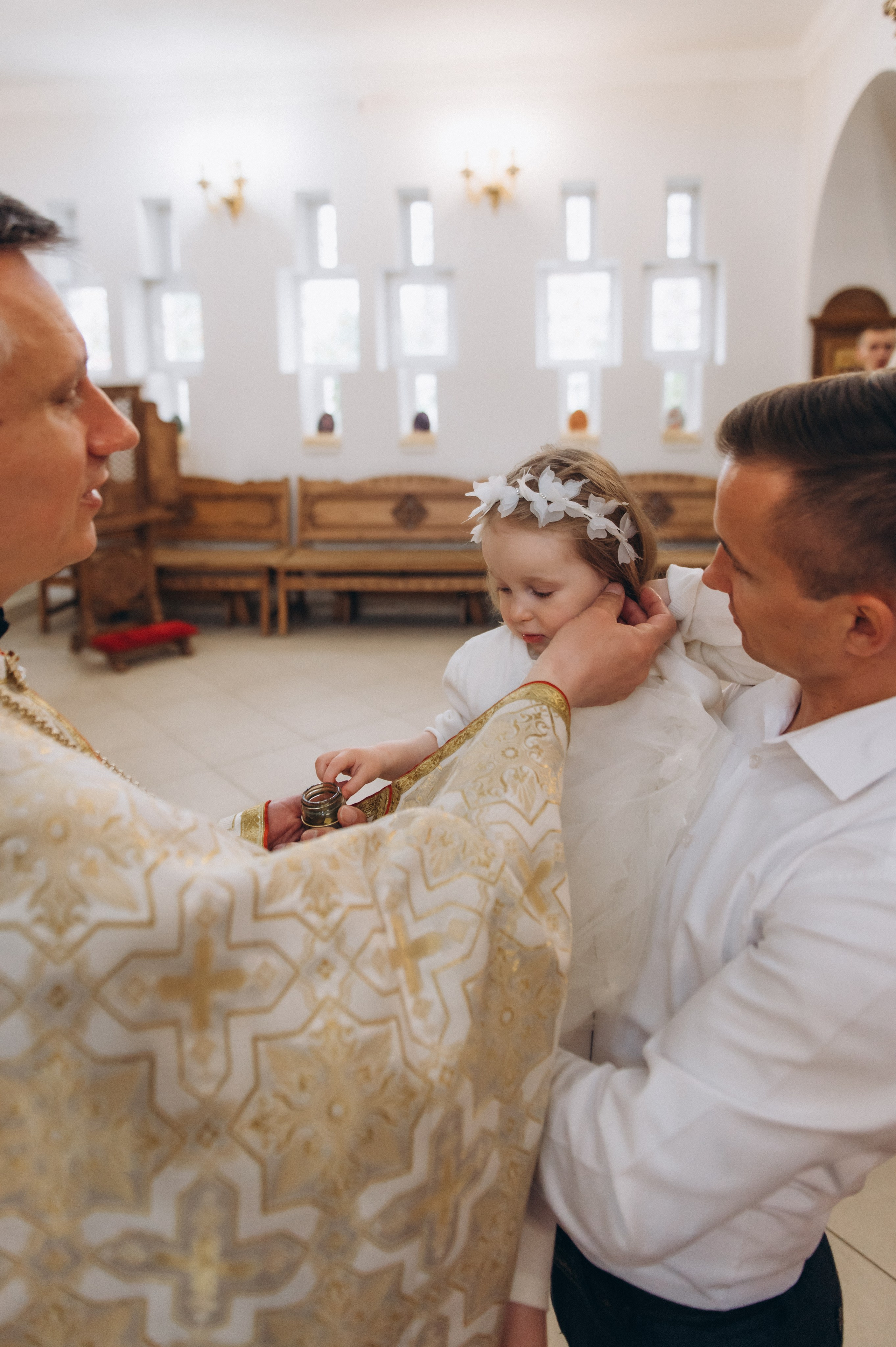 Фотосесія Хрещення Тернопіль, зйомка Хрестин Тернопіль, фотограф на хрестини Тернопіль, хрещення Львів. Сімейний, дитячий та індивідуальний фотограф в м. Тернопіль, м. Львів