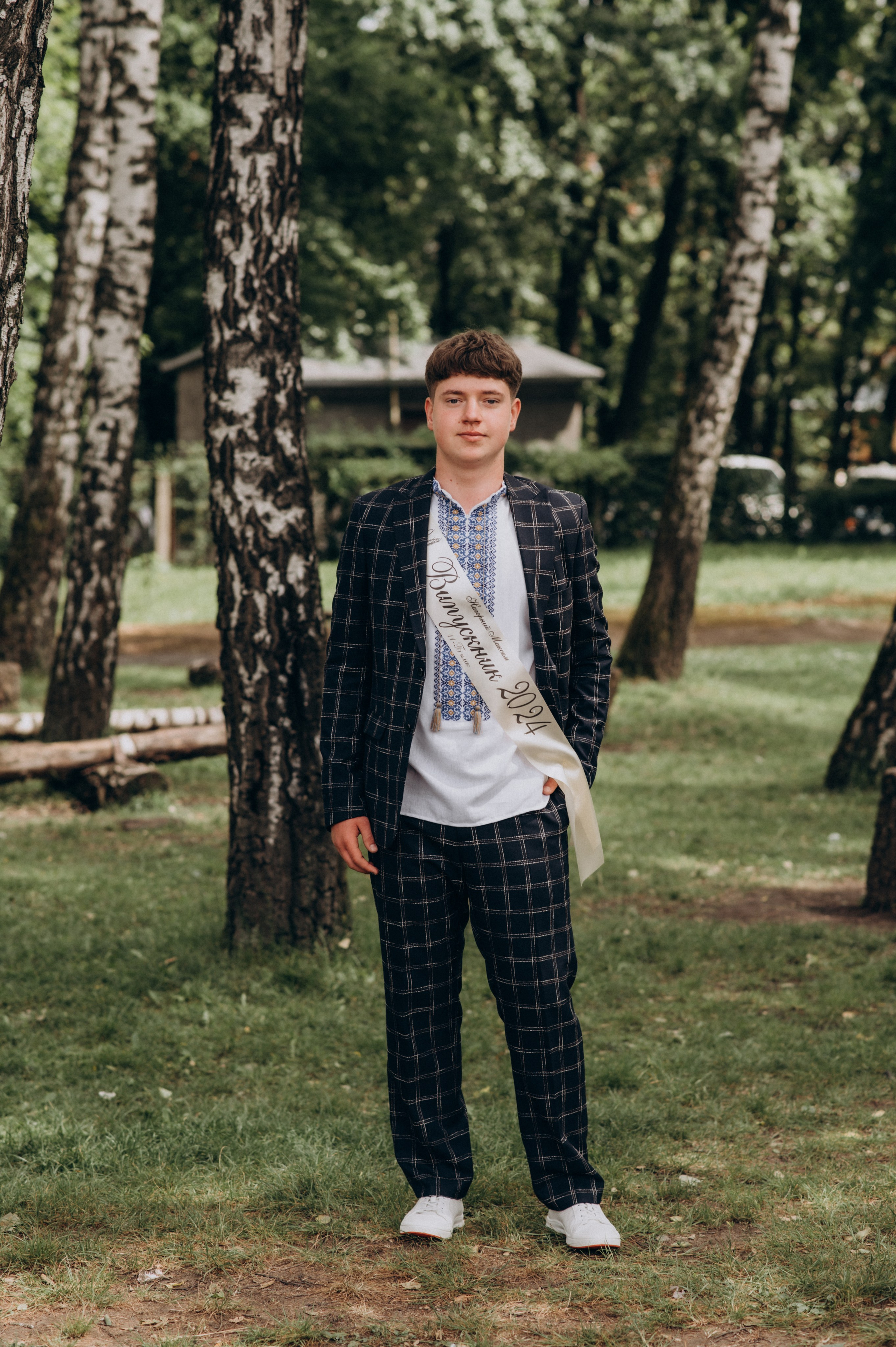 Фотосесія останнього дзвоника, фотосесія випускників Тернопіль, випускний 2024. Сімейний, дитячий та індивідуальний фотограф в м. Тернопіль, м. Львів