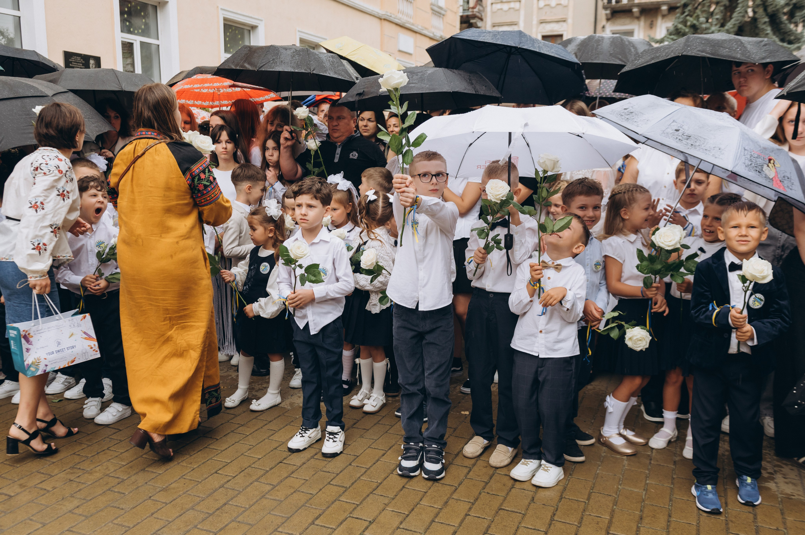 Перший дзвоник у Тернополі, фотосесія першокласників