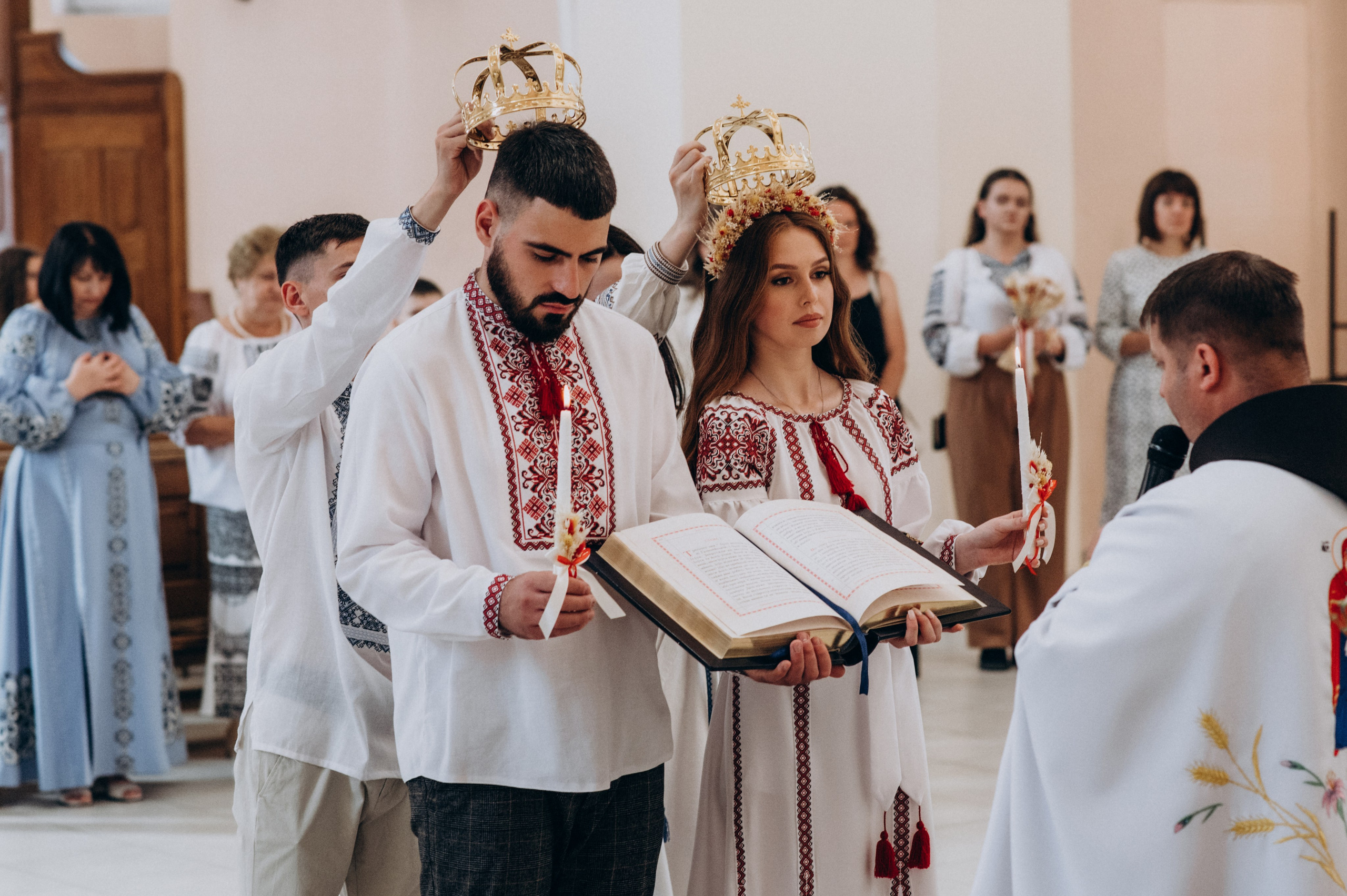 Фотосесія весілля, фотосесія вінчання Тернопіль, весільний фотограф Тернопіль, весільна зйомка Тернопіль. Сімейний, дитячий та індивідуальний фотограф в м. Тернопіль, м. Львів
