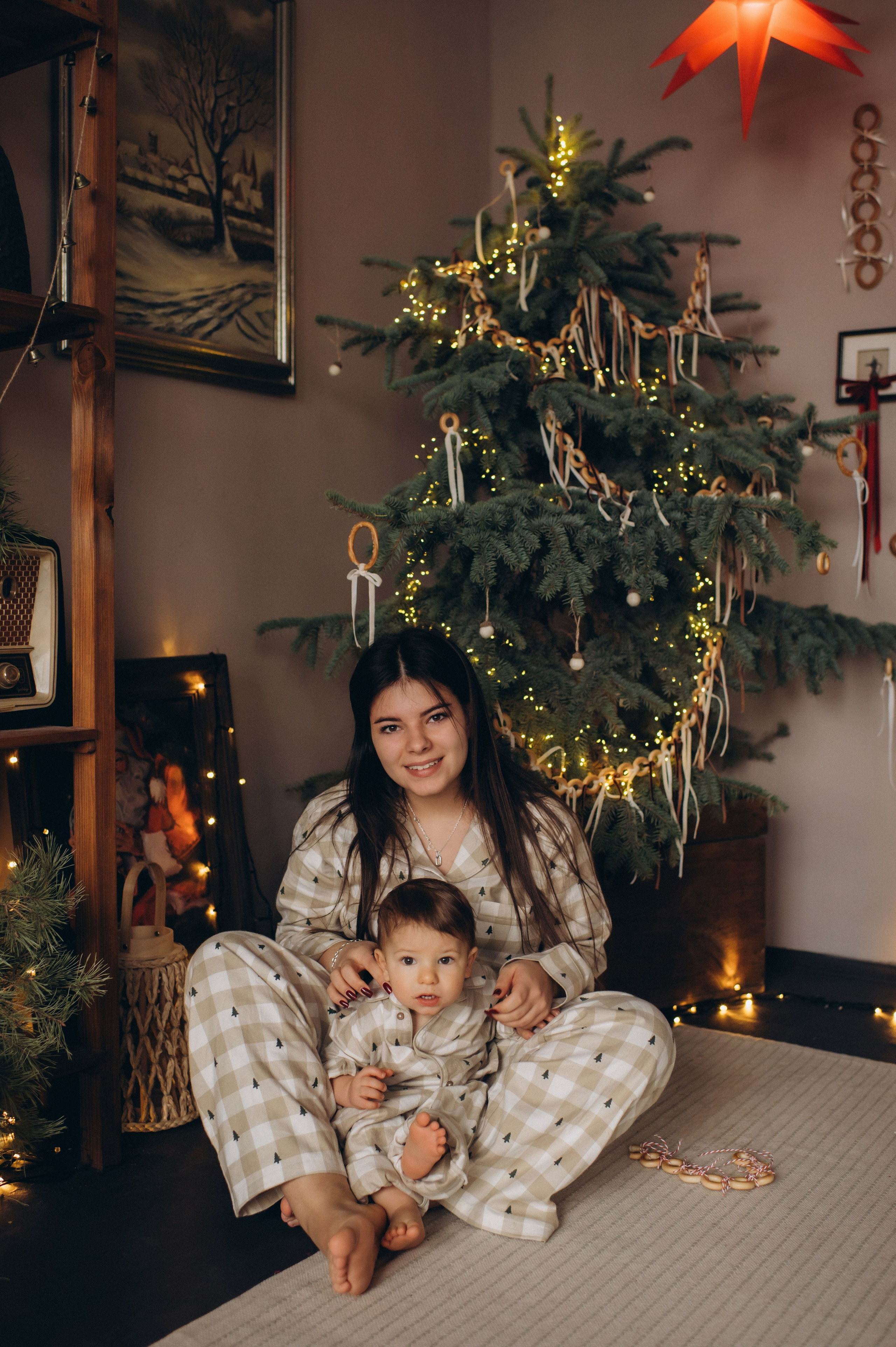 Перший тортик малюка, зйомка першого тортика Тернопіль, новорічна фотосесія, зйомка дня народження, сімейний фотограф Тернопіль, cakesmash. Сімейний, дитячий та індивідуальний фотограф в м. Тернопіль, м. Львів