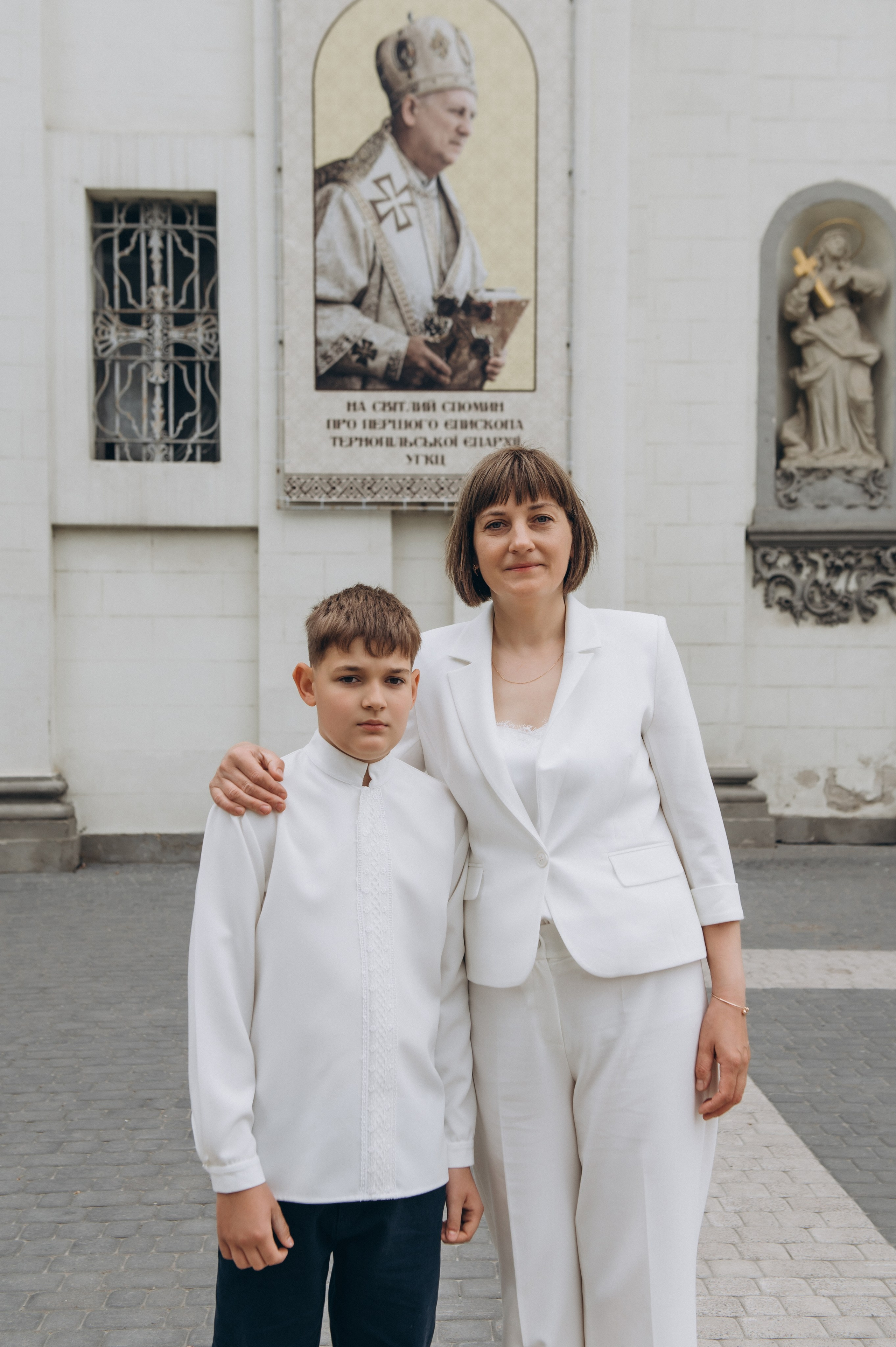 Фотосесія Першого Причастя Тернопіль, фотосесія Причастя Тернопіль, Таїнство Першого Причастя Тернопіль, Катедра Причастя Тернопіль. Сімейний, дитячий та індивідуальний фотограф в м. Тернопіль, м. Львів