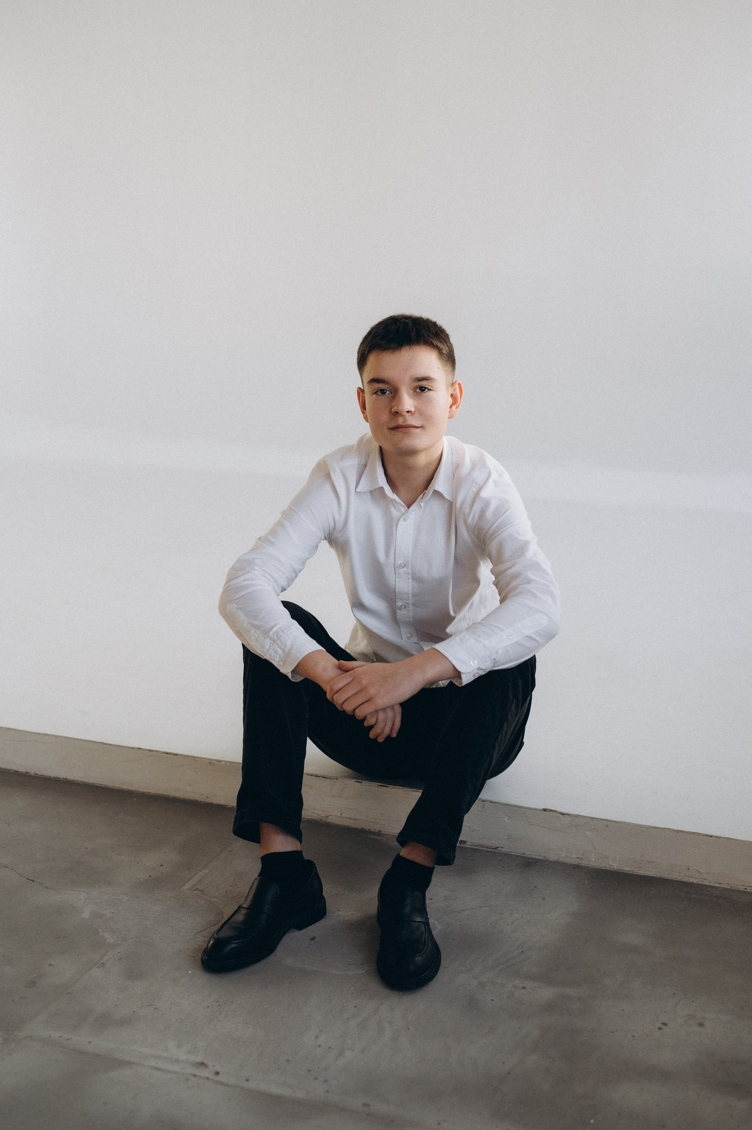 Фотосесія випускників, фотосесія на віньєтки Тернопіль, випускники Тернопіль, випуск 2025. Сімейний, дитячий та індивідуальний фотограф в м. Тернопіль, м. Львів