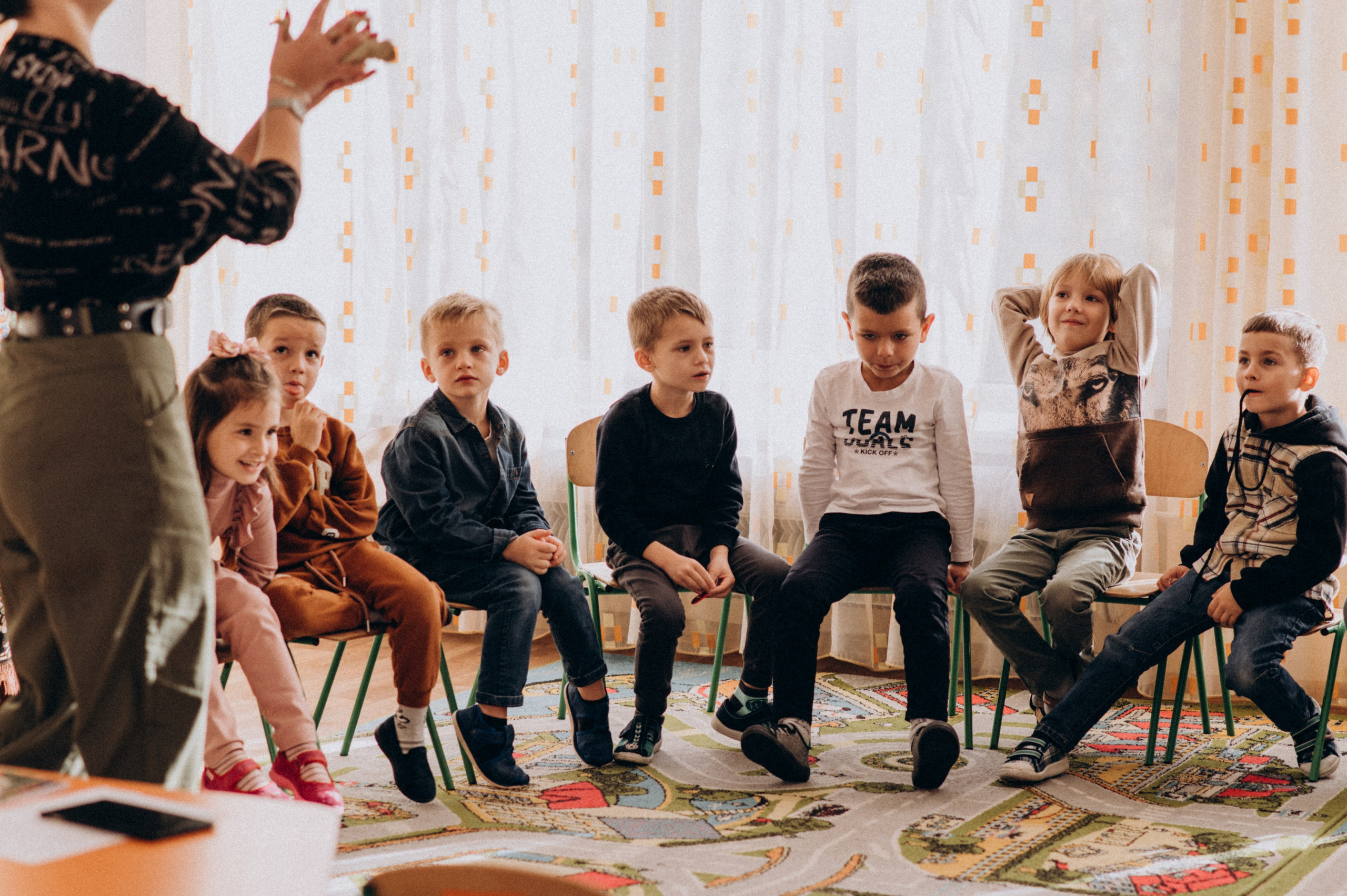 Фотосесія в дитячому садку, фотосесія на віньєтки, випускні фотоальбоми Тернопіль, шкільні фотоальбоми Тернопіль, зйомка випускного садочку. Сімейний, дитячий та індивідуальний фотограф в м. Тернопіль, м. Львів