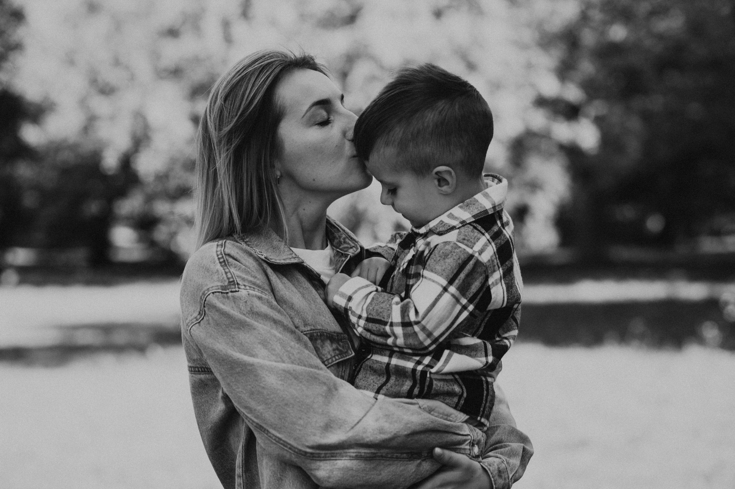 Сімейна дитяча фотосесія дня народження, cake smash. Сімейний, дитячий та індивідуальний фотограф в м. Тернопіль, м. Львів