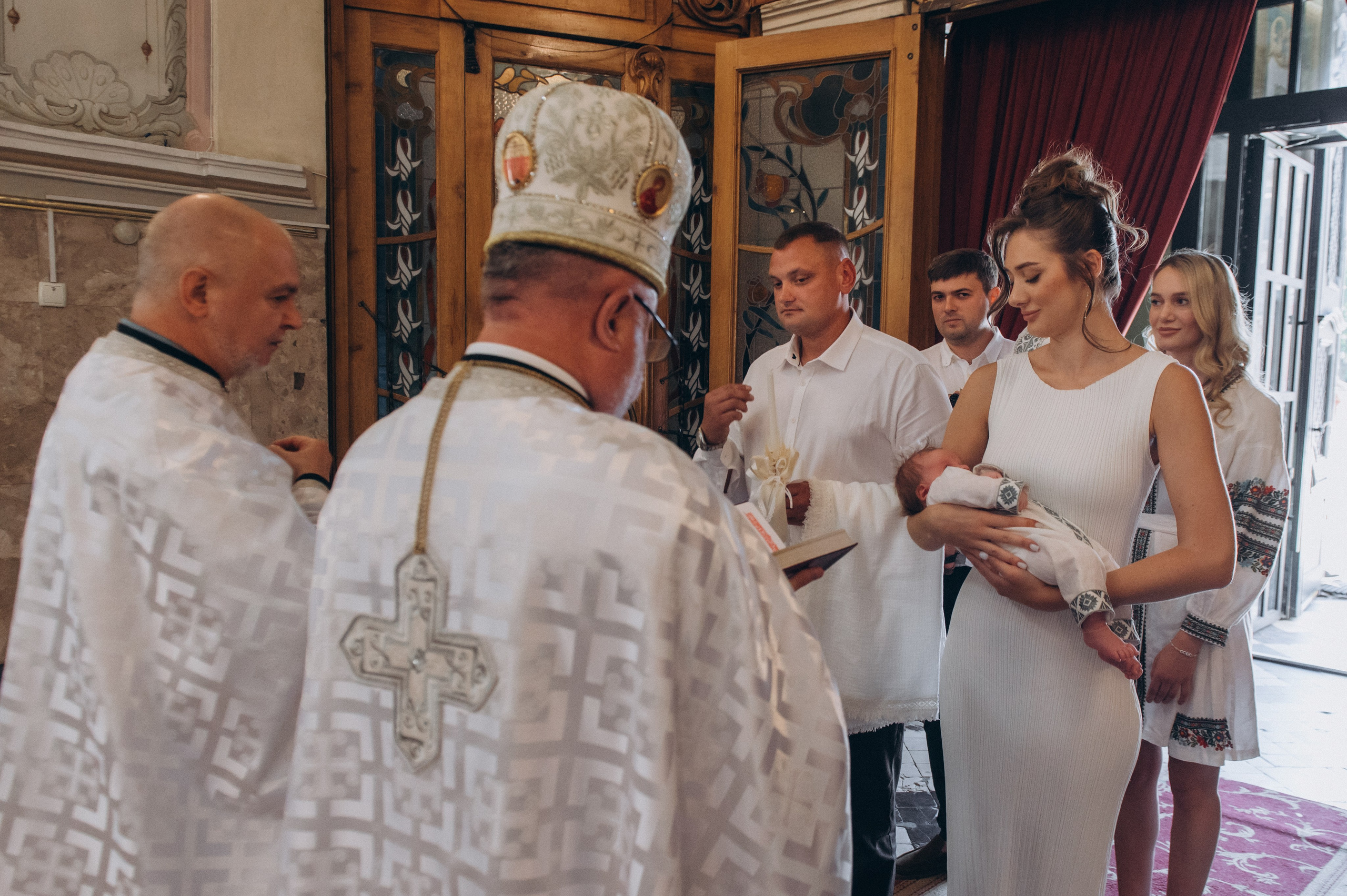 Фотосесія Хрещення Тернопіль, фотосесія хрестин Тернопіль, Катедра Тернопіль, фотосесія хрещення катедра. Сімейний, дитячий та індивідуальний фотограф в м. Тернопіль, м. Львів