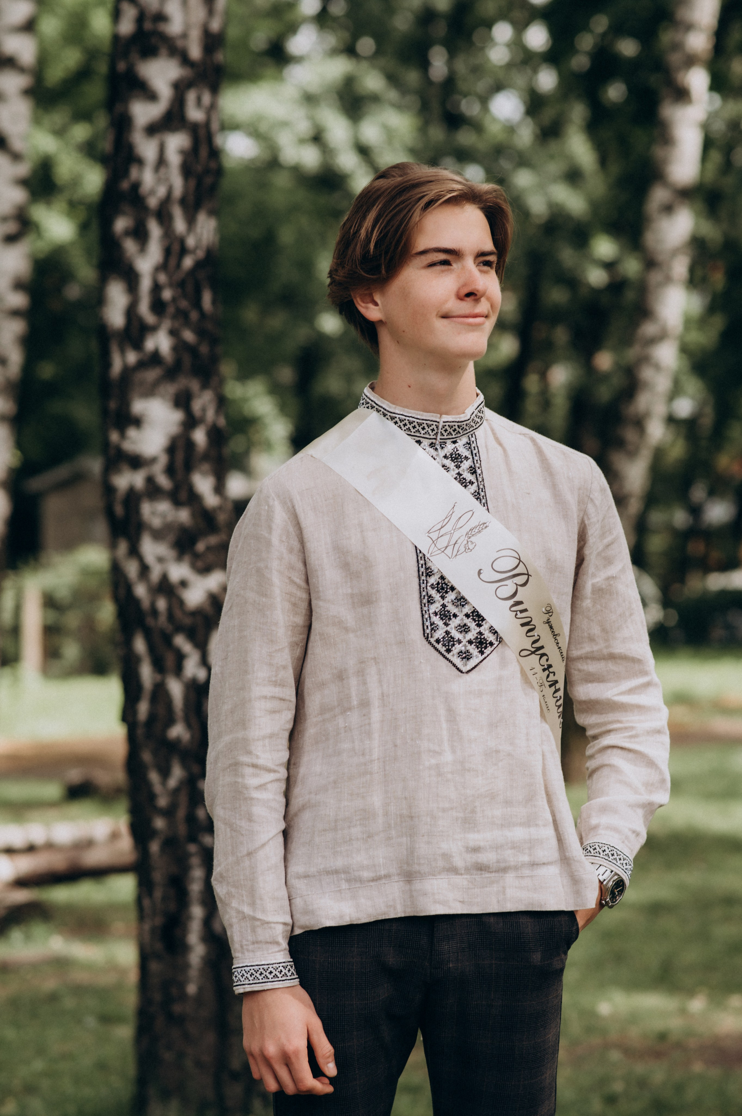 Фотосесія останнього дзвоника, фотосесія випускників Тернопіль, випускний 2024. Сімейний, дитячий та індивідуальний фотограф в м. Тернопіль, м. Львів