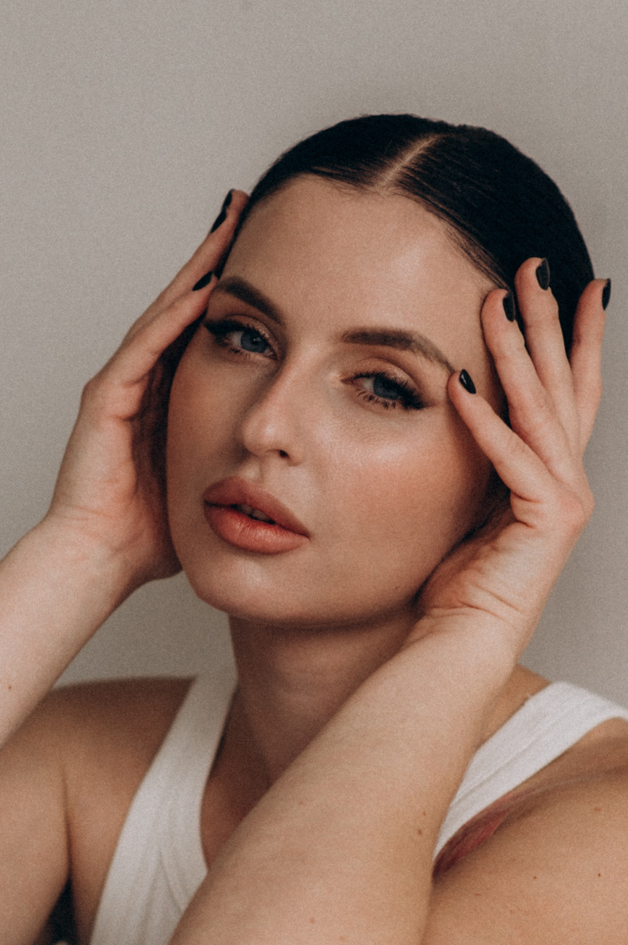 Індивідуальна фотосесія у студії, індивідуальна зйомка Тернопіль Львів. Сімейний, дитячий та індивідуальний фотограф в м. Тернопіль, м. Львів