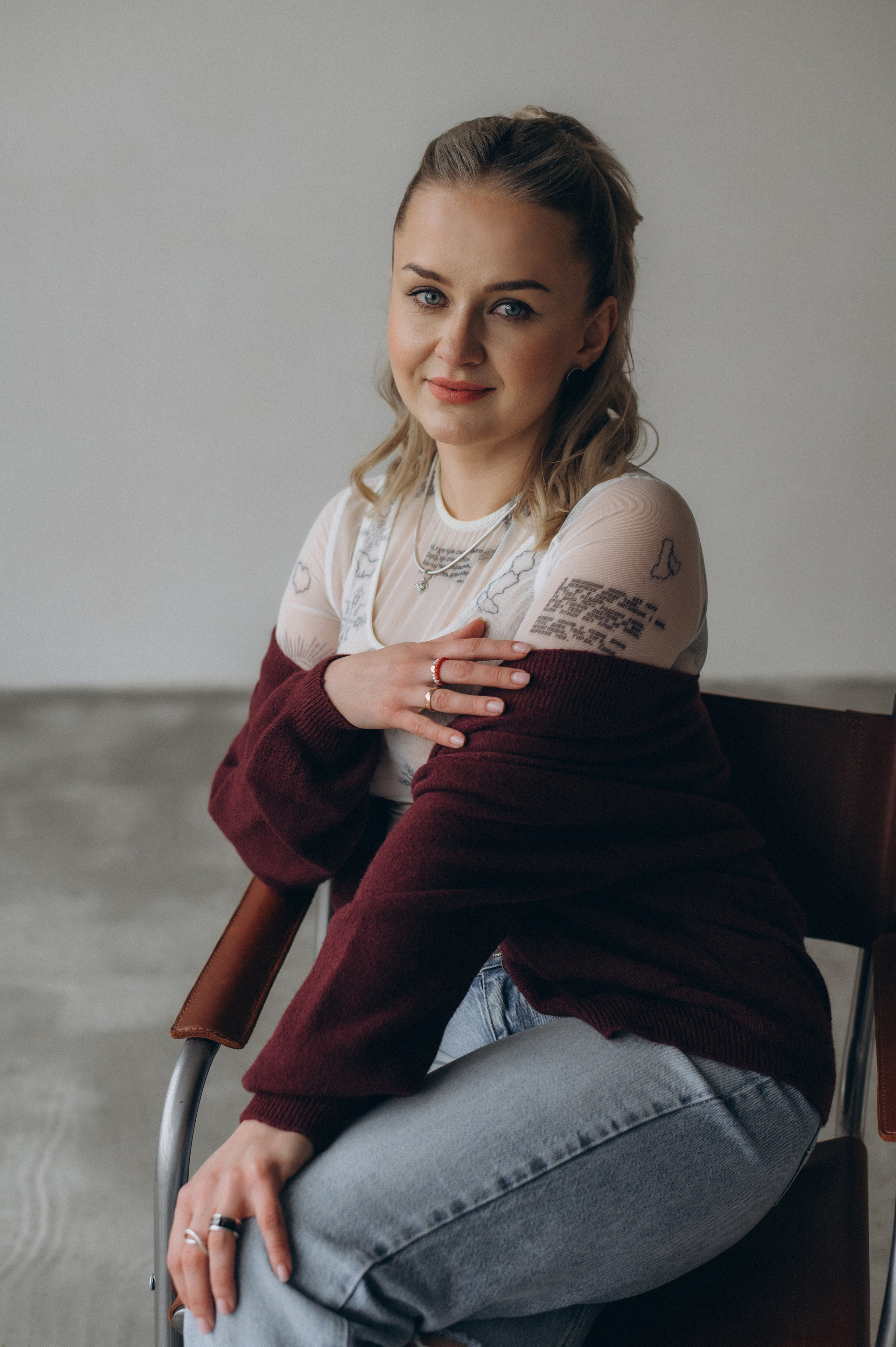 Індивідуальна фотосесія Тернопіль, портретний фотограф Тернопіль, портретна фотосесія, фотосесія у студії, фотосесія лікаря ендокринолога. Сімейний, дитячий та індивідуальний фотограф в м. Тернопіль, м. Львів