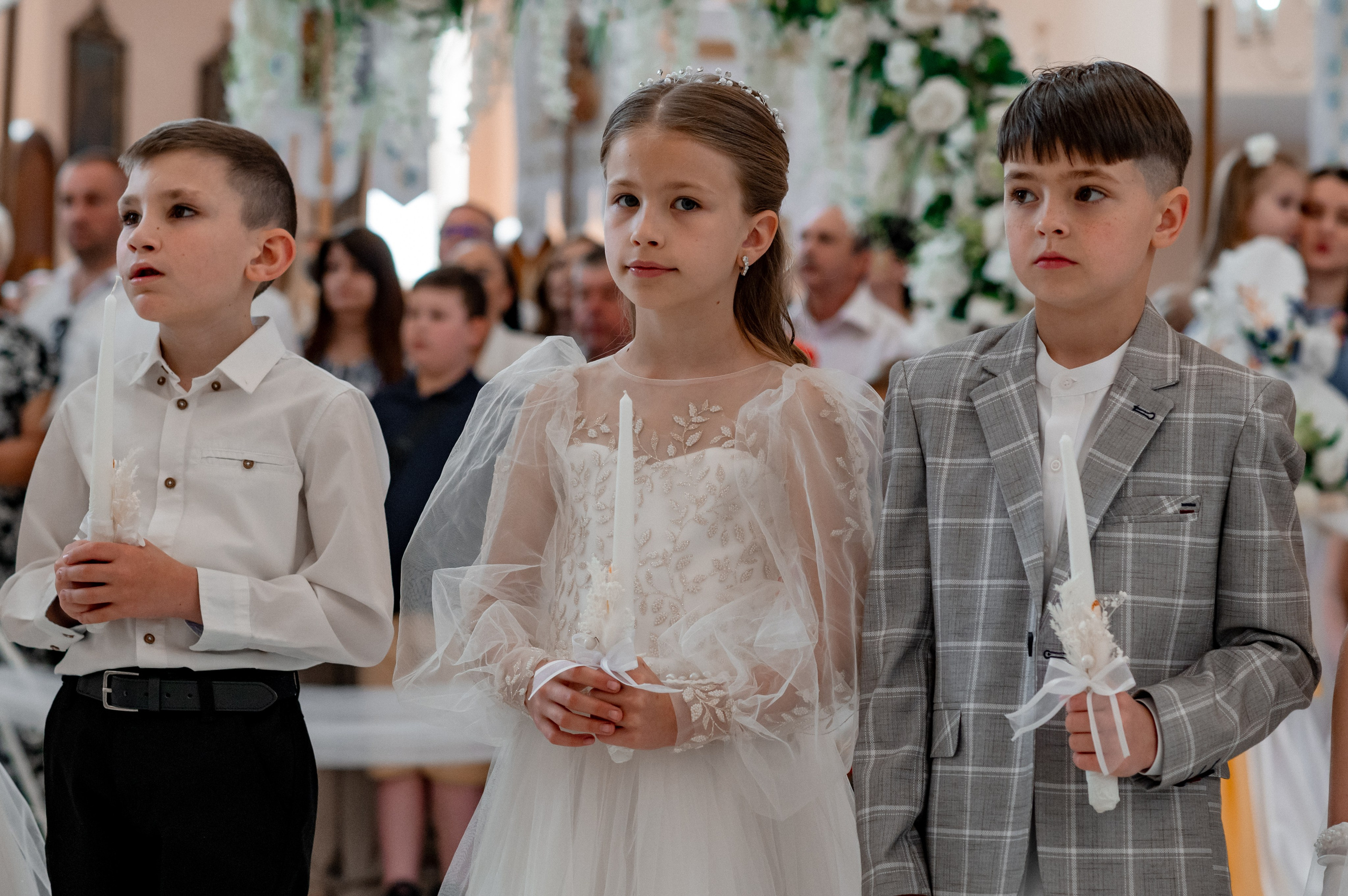 Фотосесія Першого Причастя Тернопіль, зйомка Причастя Тернопіль, Таїнство Першого Причастя Тернопіль, Катедра Причастя Тернопіль. Сімейний, дитячий та індивідуальний фотограф в м. Тернопіль, м. Львів