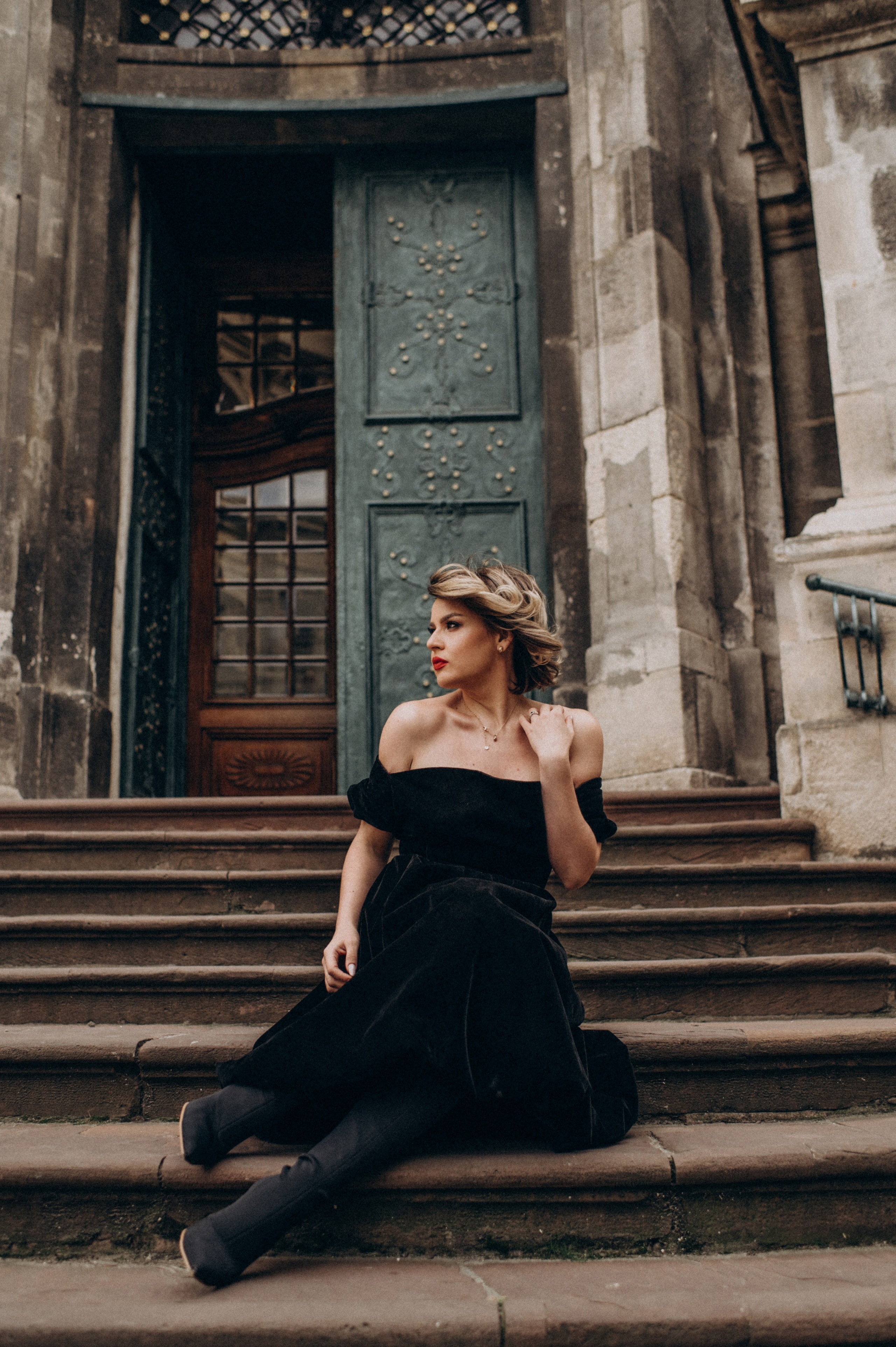 Фотосесія у м Львів індивідуальна вулична зйомка. Сімейний, дитячий та індивідуальний фотограф в м. Тернопіль, м. Львів