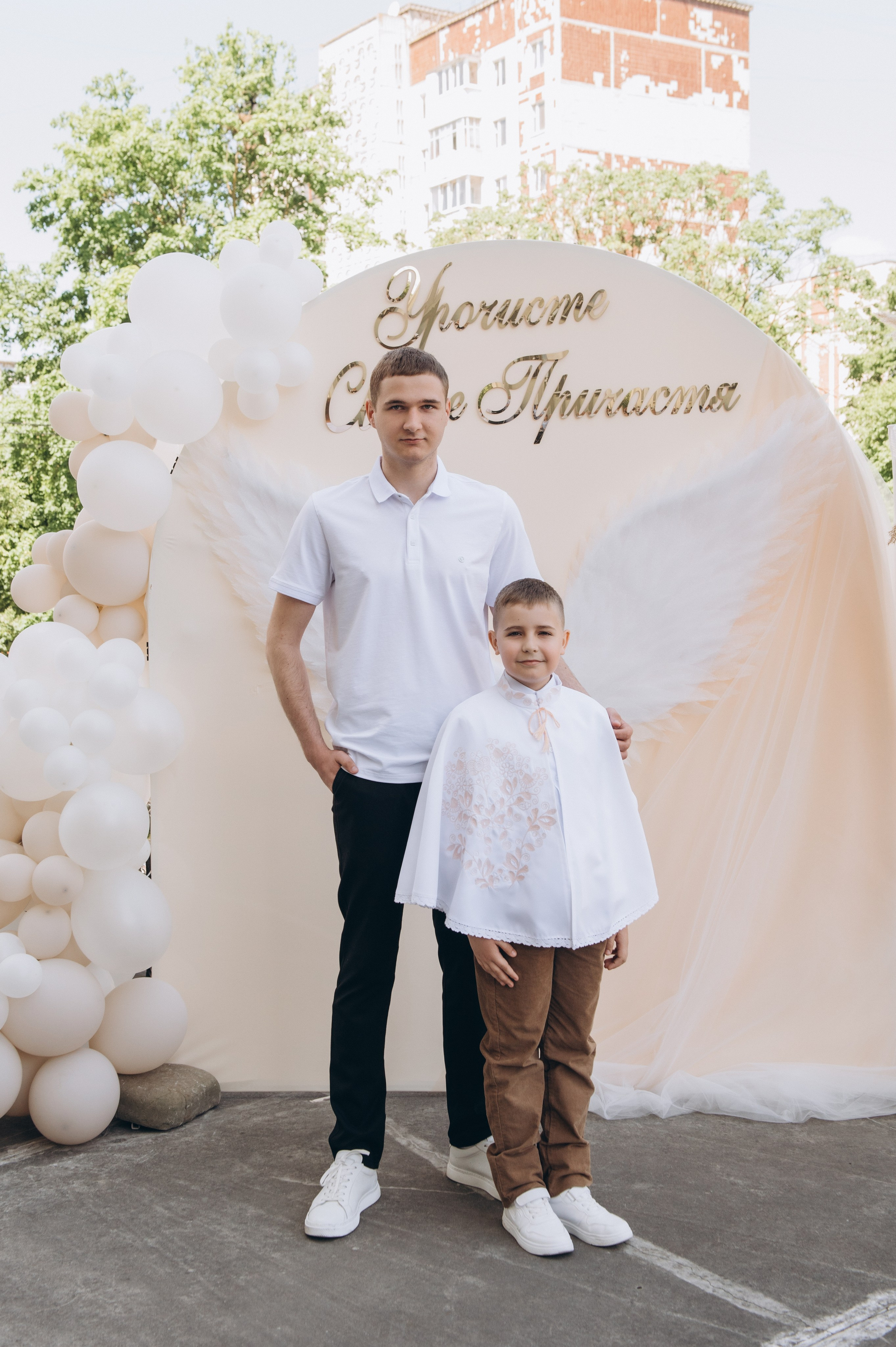 Фотосесія Причастя Тернопіль церква Св Михаїла, фотограф на Причастя Тернопіль, фотосесія Літургії Причастя Тернопіль. Сімейний, дитячий та індивідуальний фотограф в м. Тернопіль, м. Львів