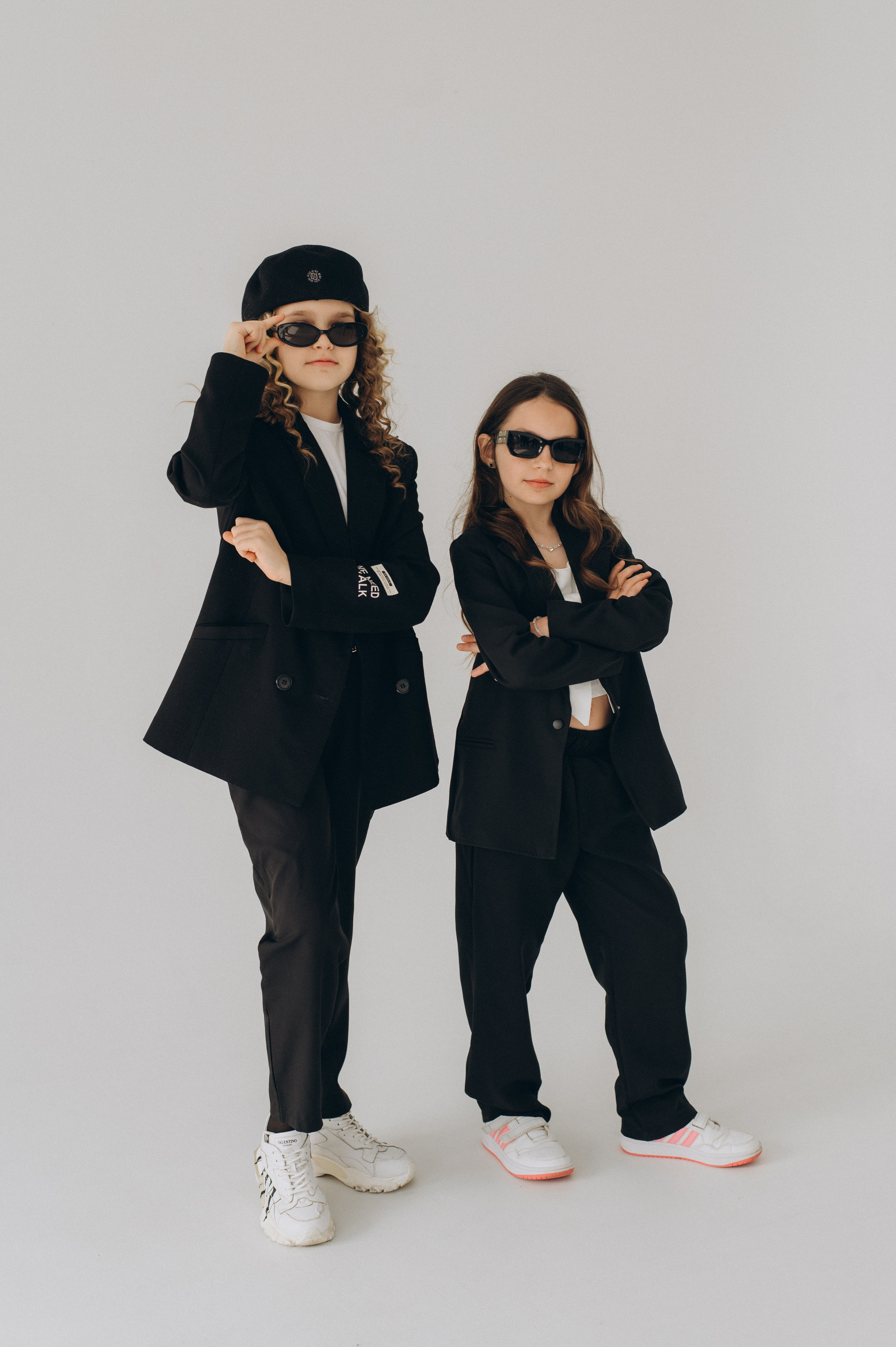 Шкільна фотосесія на віньєтки Тернопіль, шкільні альбоми, фотосесія випускників Тернопіль, випускний альбом, фотограф випускний Тернопіль. Сімейний, дитячий та індивідуальний фотограф в м. Тернопіль, м. Львів