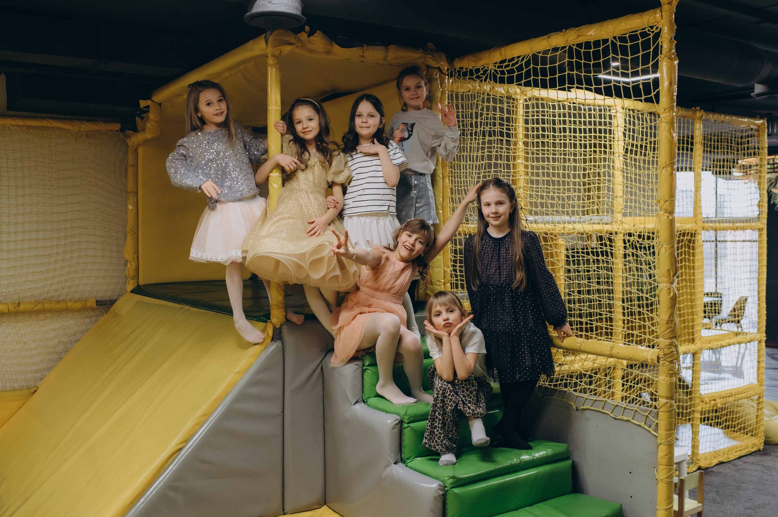 Фотосесія дня народження дитини, зйомка дитячого дня народження, фотосесія дитячого дня народження Тернопіль. Сімейний, дитячий та індивідуальний фотограф в м. Тернопіль, м. Львів