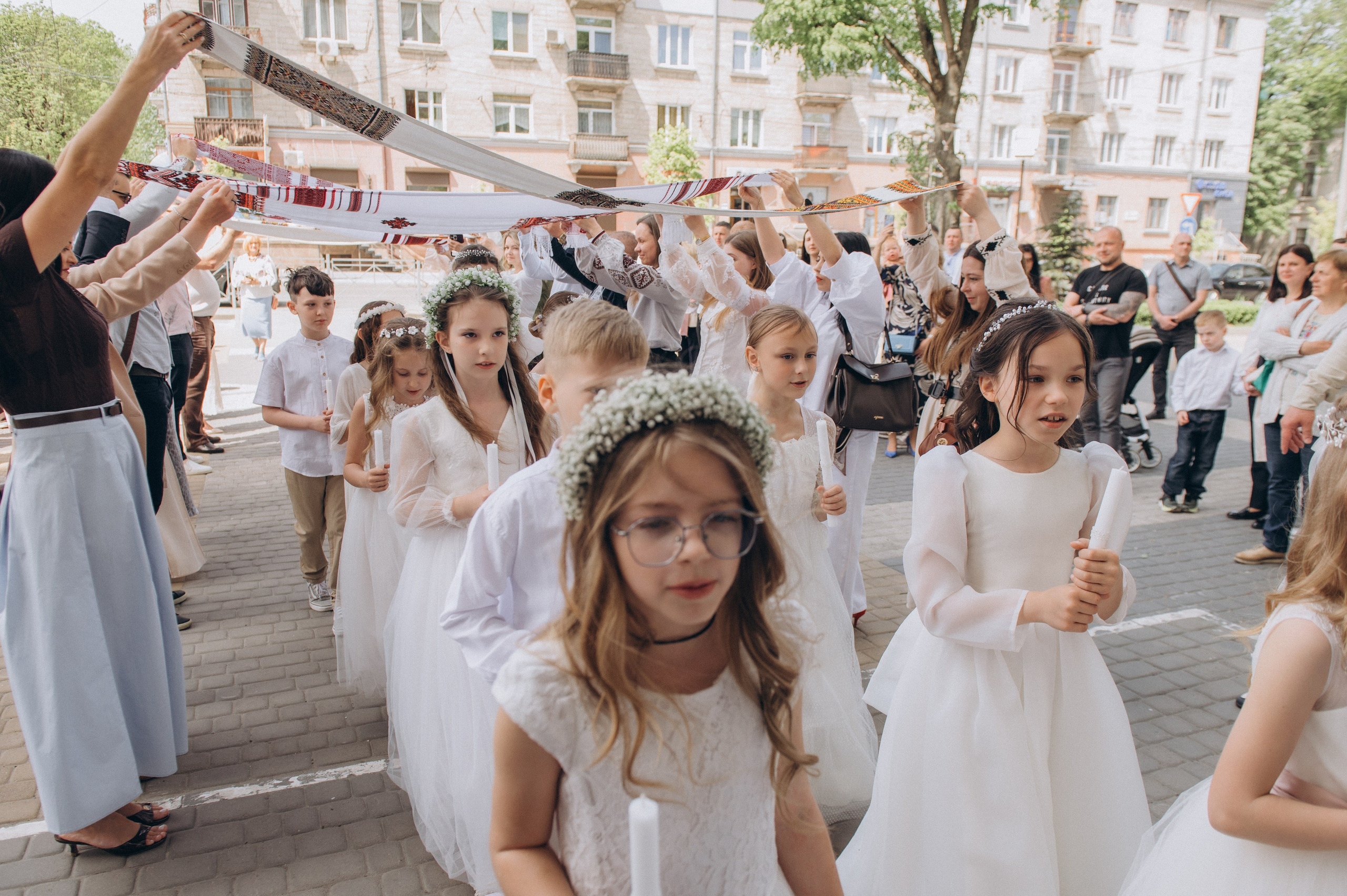 Фотосесія Першого Причастя Тернопіль, фотосесія Причастя Тернопіль, Таїнство Першого Причастя Тернопіль, Катедра Причастя Тернопіль. Сімейний, дитячий та індивідуальний фотограф в м. Тернопіль, м. Львів