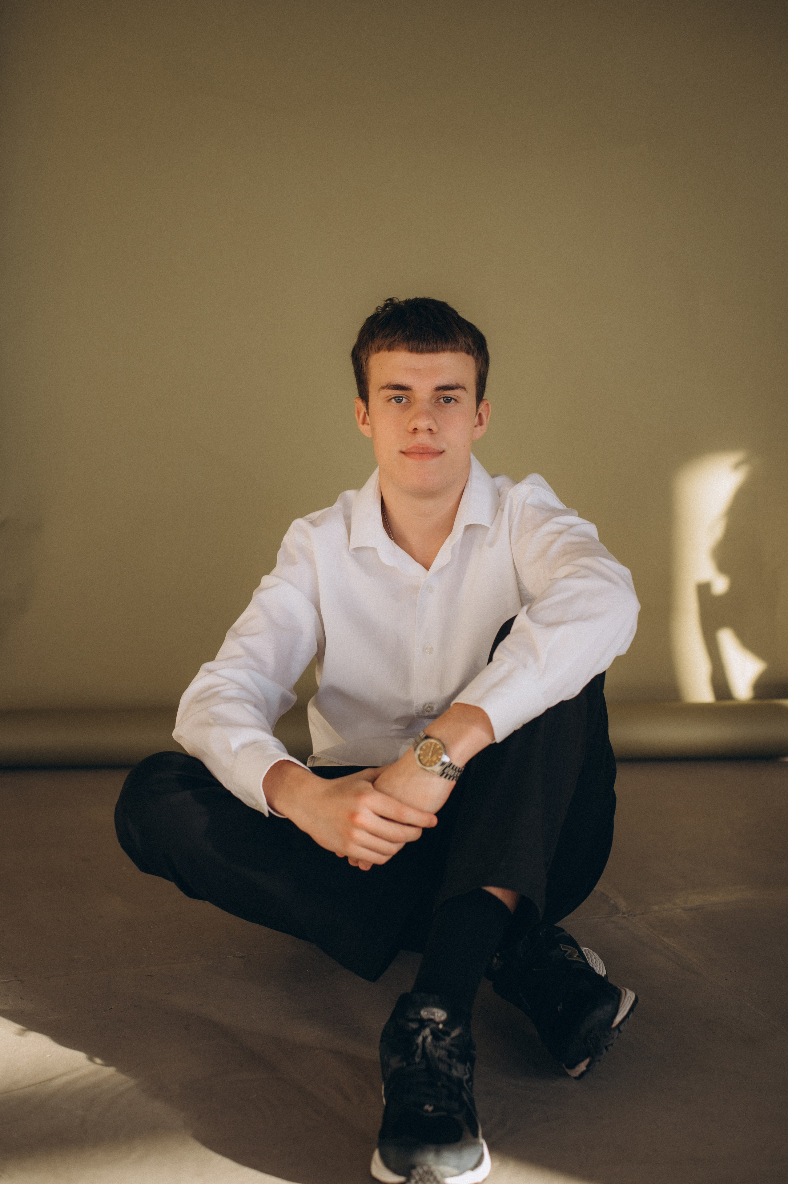 Фотосесія випускників, фотосесія на віньєтки Тернопіль, випускники Тернопіль, випуск 2025. Сімейний, дитячий та індивідуальний фотограф в м. Тернопіль, м. Львів