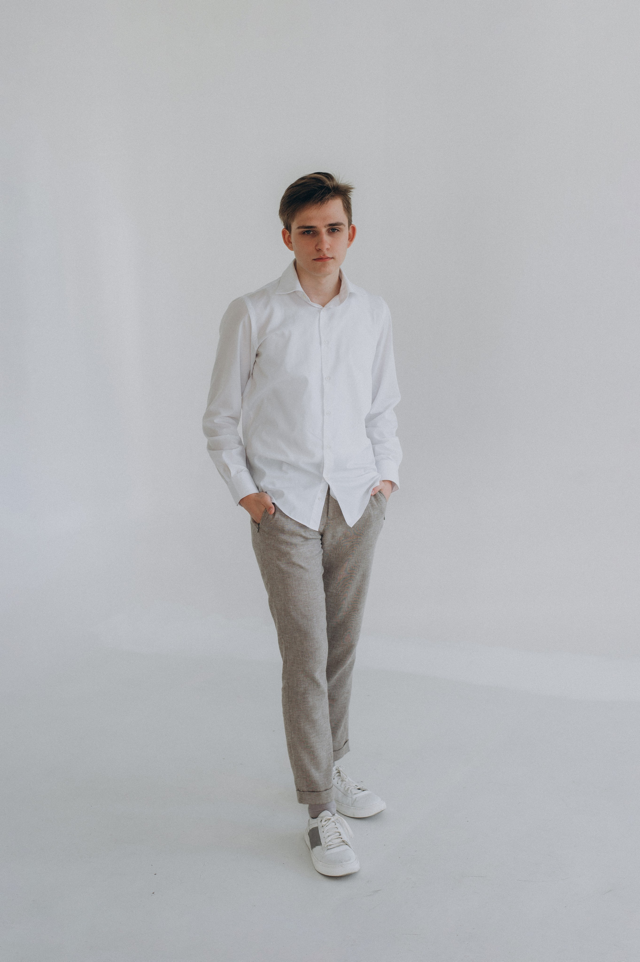 Фотосесія випускників, фотосесія на віньєтки Тернопіль, випускники Тернопіль, випуск 2025. Сімейний, дитячий та індивідуальний фотограф в м. Тернопіль, м. Львів