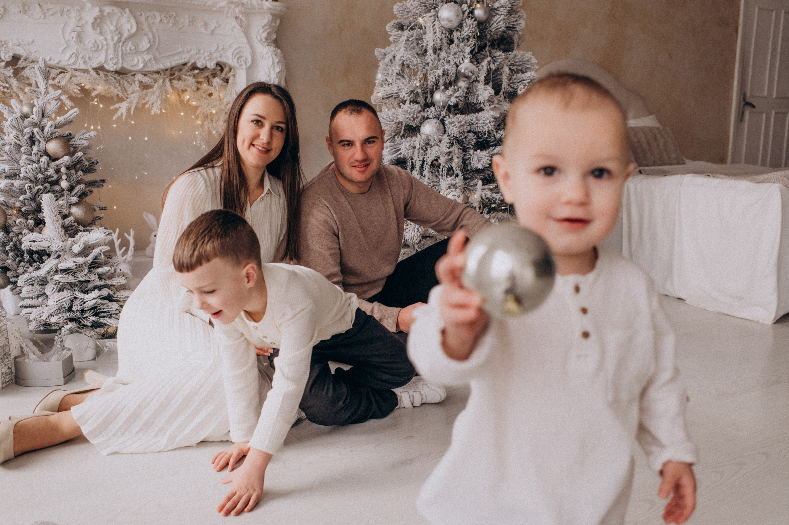 Новорічна фотосесія у студії, фотосесія Львів, сімейна фотосесія Тернопіль. Сімейний, дитячий та індивідуальний фотограф в м. Тернопіль, м. Львів