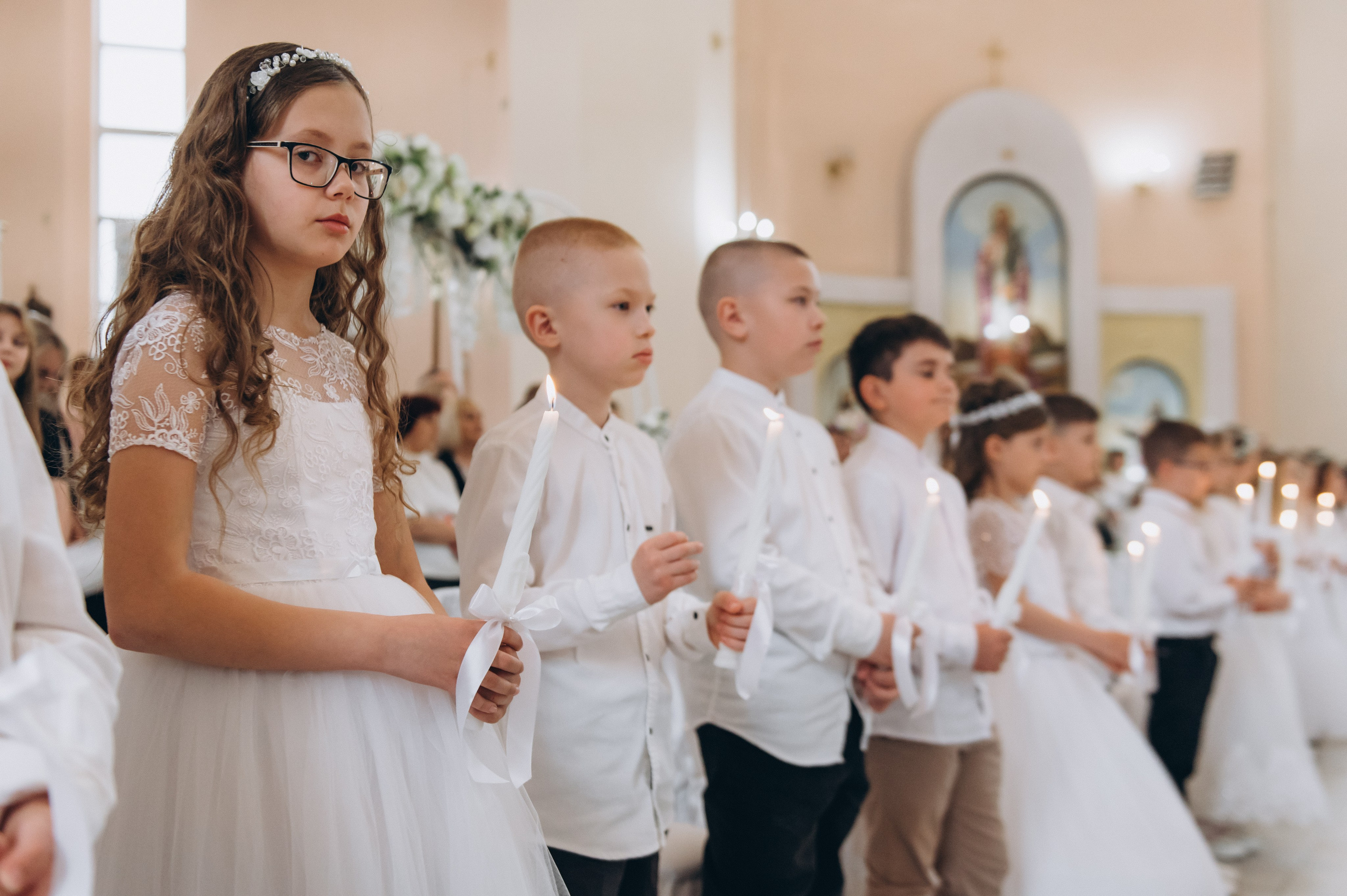 Фотосесія Причастя Тернопіль, зйомка Причастя, фотограф на Причастя Тернопіль, Причастя Львів, церква Петра і Павла. Сімейний, дитячий та індивідуальний фотограф в м. Тернопіль, м. Львів