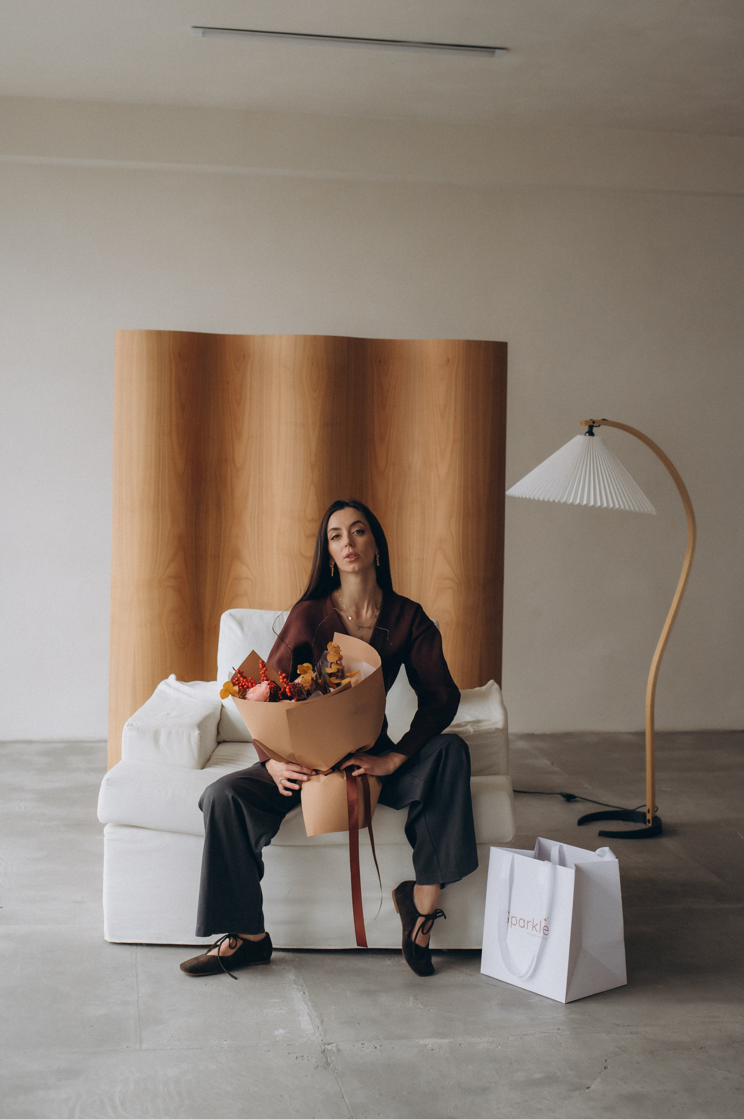 Індивідуальна фотосесія Тернопіль, квіткова крамниця Sparkle, портретна фотосесія Тернопіль, контентзйомка, портретний фотограф Тернопіль. Сімейний, дитячий та індивідуальний фотограф в м. Тернопіль, м. Львів