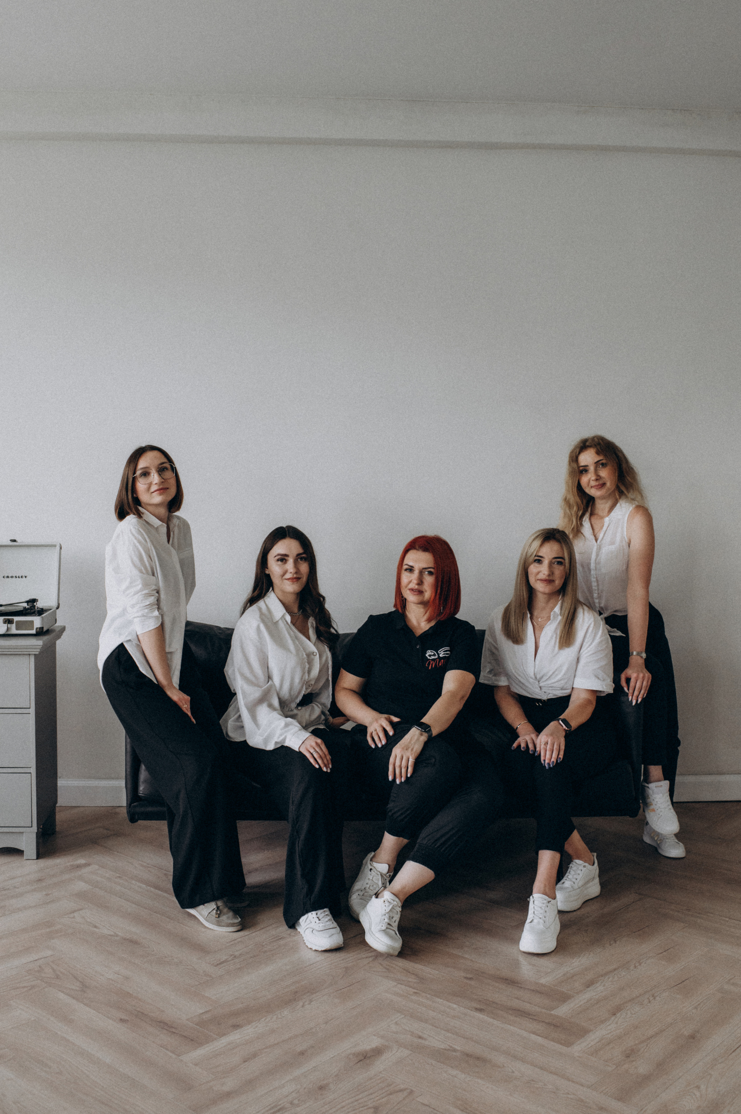 Зйомка персоналу Салону краси. Сімейний, дитячий та індивідуальний фотограф в м. Тернопіль, м. Львів