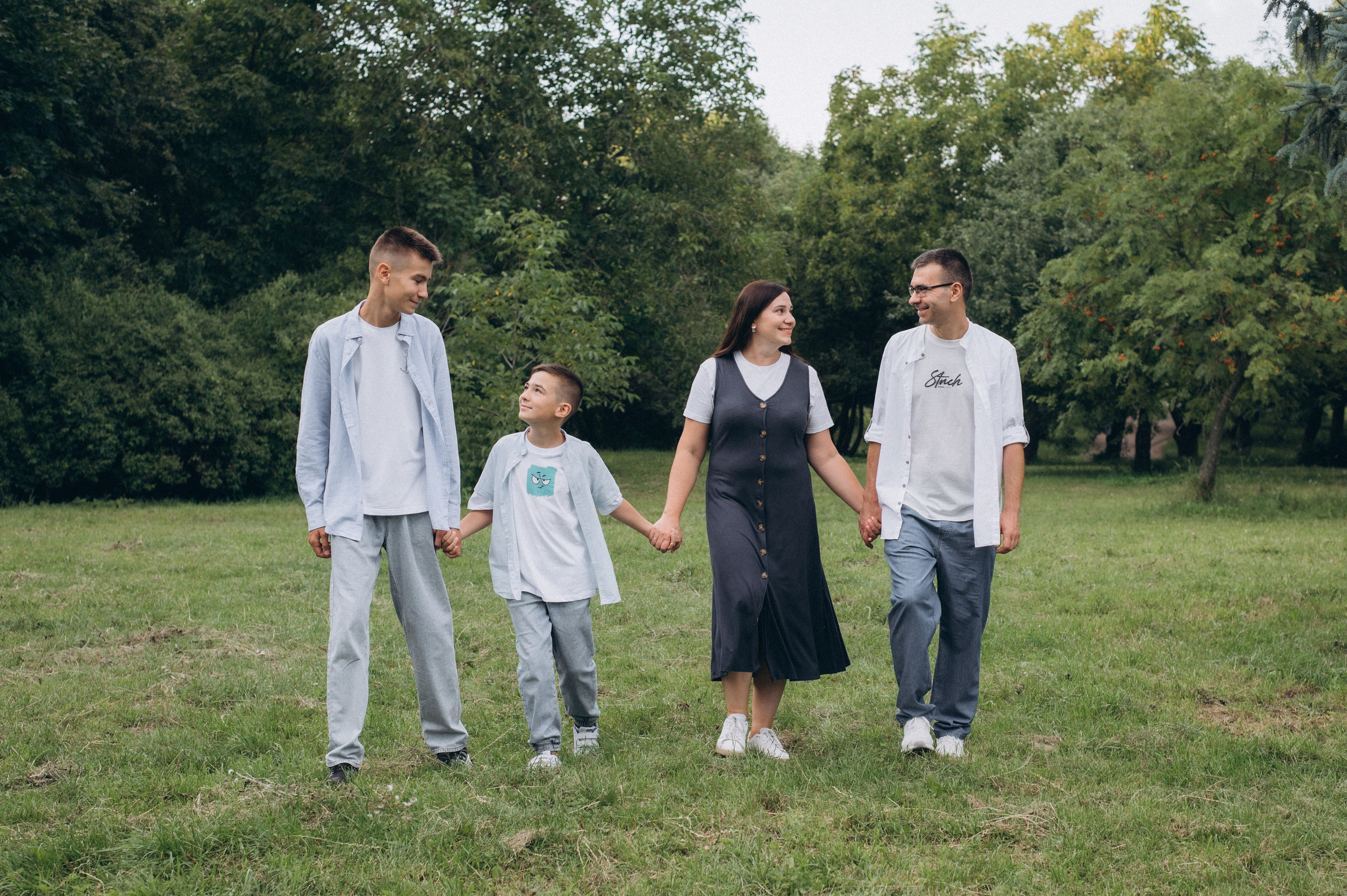 Сімейний фотограф Тернопіль, сімейна фотосесія на природі, сімейна фотосесія Тернопіль, зйомка сімї. Сімейний, дитячий та індивідуальний фотограф в м. Тернопіль, м. Львів