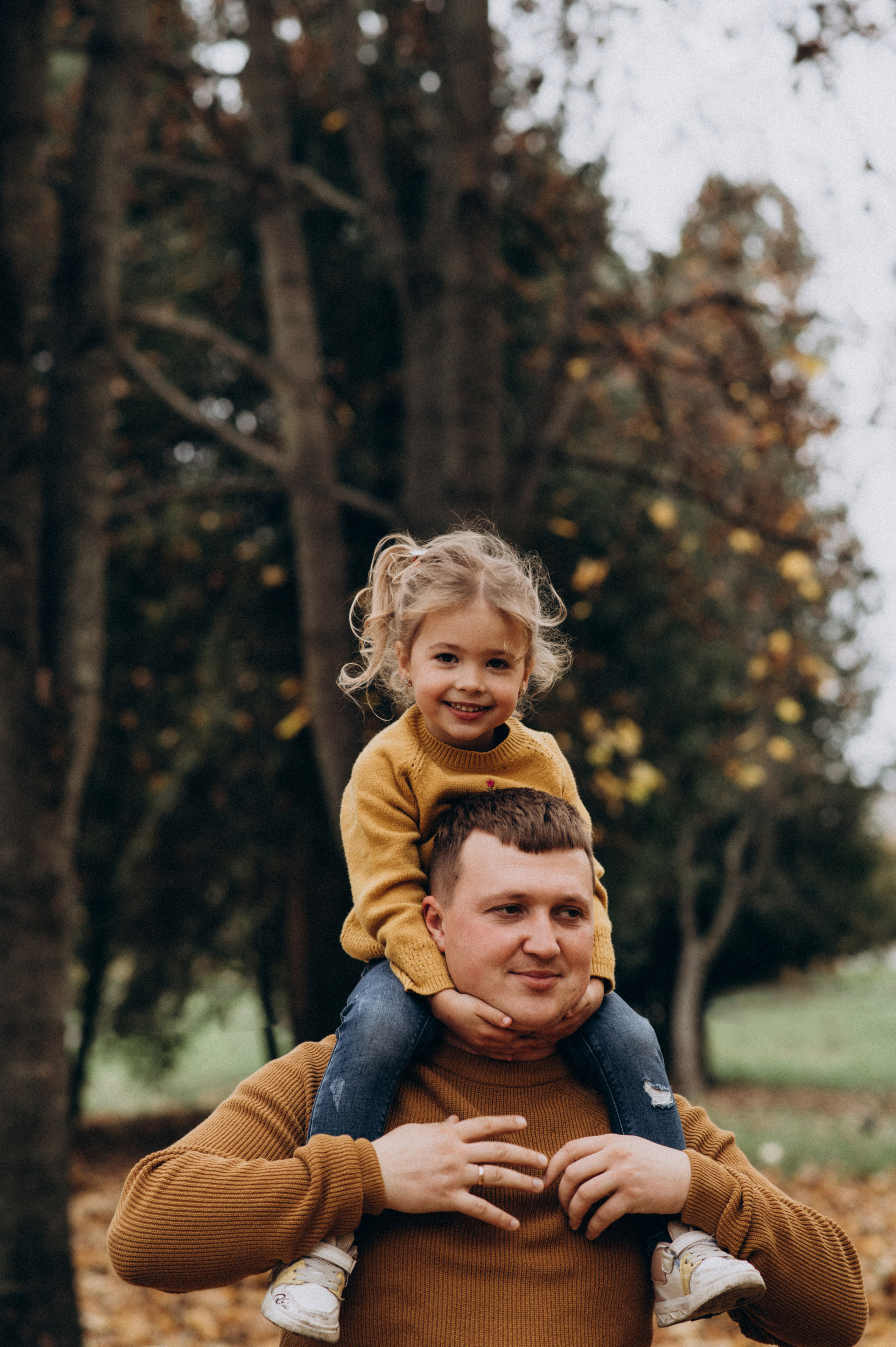 Осіння сімейна фотосесія. Сімейний, дитячий та індивідуальний фотограф в м. Тернопіль, м. Львів