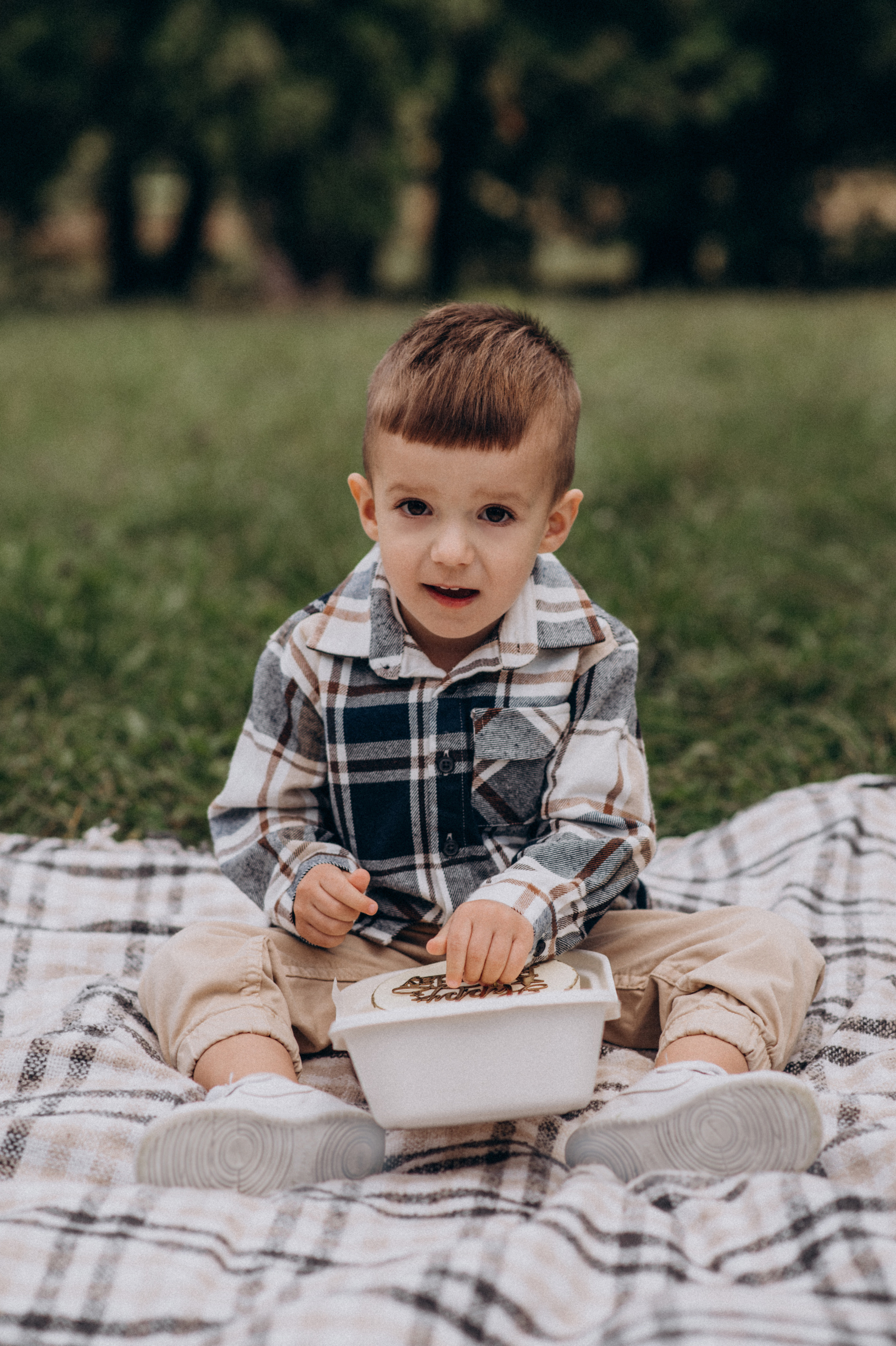 Сімейна дитяча фотосесія дня народження, cake smash. Сімейний, дитячий та індивідуальний фотограф в м. Тернопіль, м. Львів