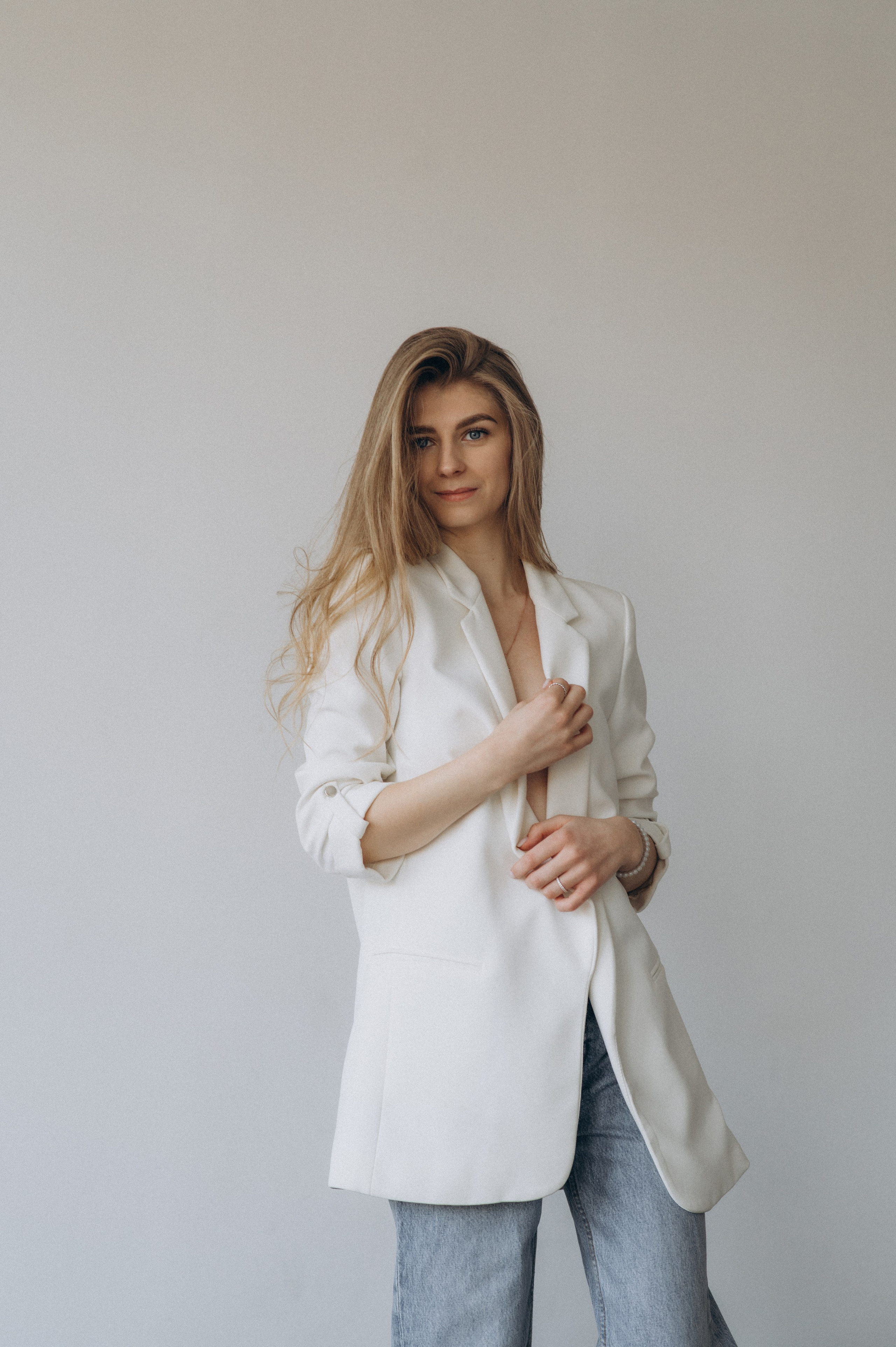 Портретна фотосесія, портретний фотограф Тернопіль Львів, індивідуальна фотосесія, зйомка у студії. Сімейний, дитячий та індивідуальний фотограф в м. Тернопіль, м. Львів