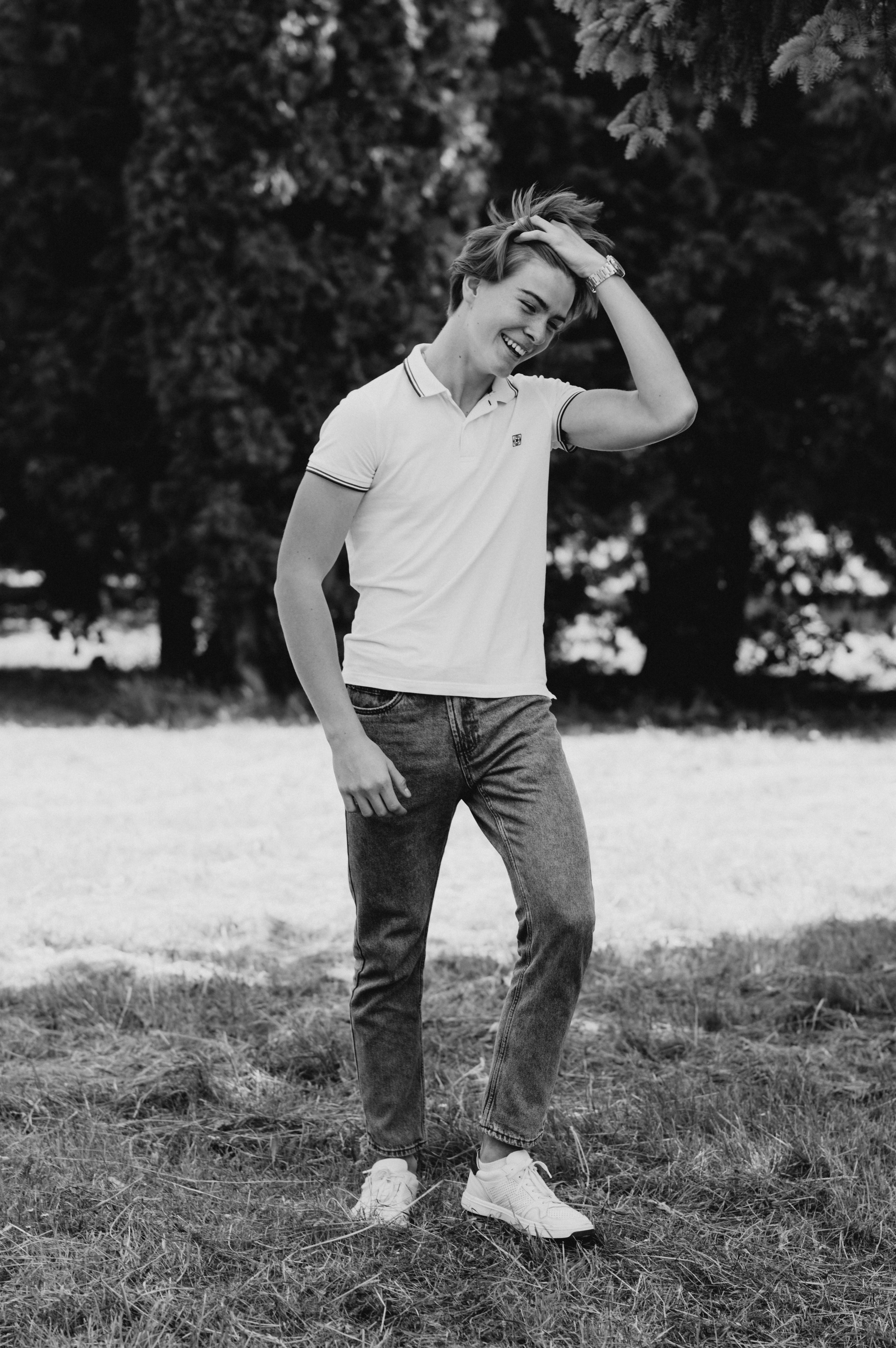 Фотосесія випускників, зйомка випускників Тернопіль Львів, випускні фотоальбоми Тернопіль, шкільні фотоальбоми Тернопіль. Сімейний, дитячий та індивідуальний фотограф в м. Тернопіль, м. Львів