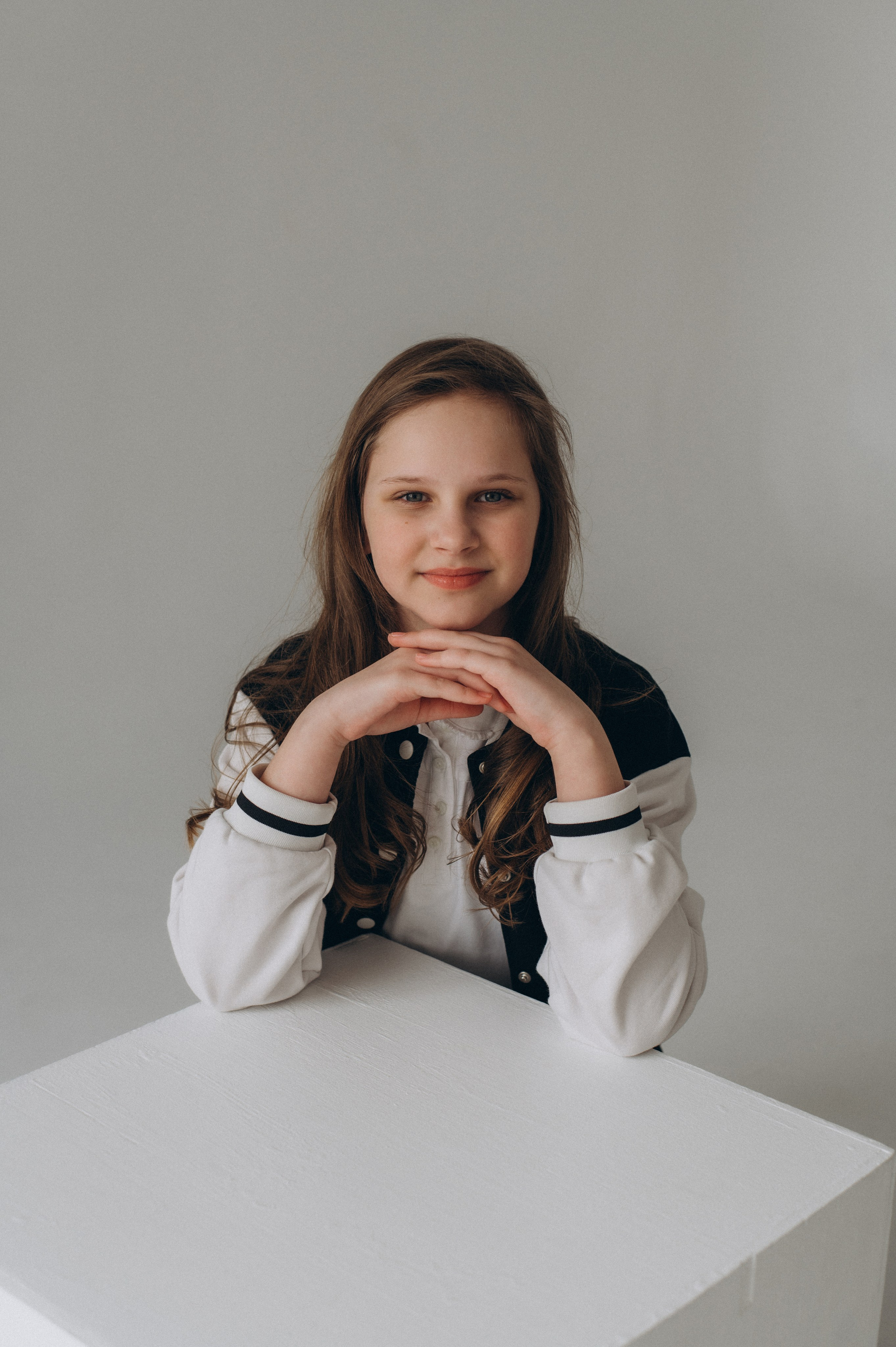 Шкільна фотосесія на віньєтки Тернопіль, шкільні альбоми, фотосесія випускників Тернопіль, випускний альбом, фотограф випускний Тернопіль. Сімейний, дитячий та індивідуальний фотограф в м. Тернопіль, м. Львів