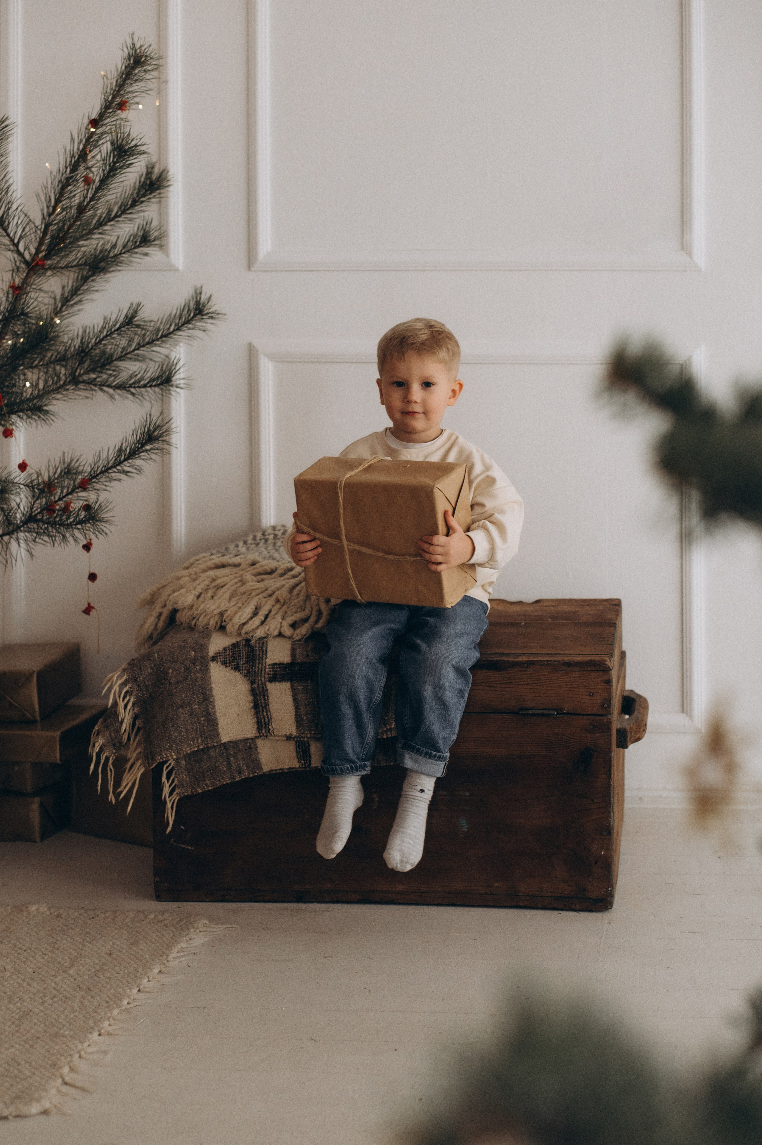 Новорічна сімейна фотосесія у студії Тернопіль, фотосесія мами та дитини, сімейний фотограф Тернопіль, новорічна зйомка. Сімейний, дитячий та індивідуальний фотограф в м. Тернопіль, м. Львів