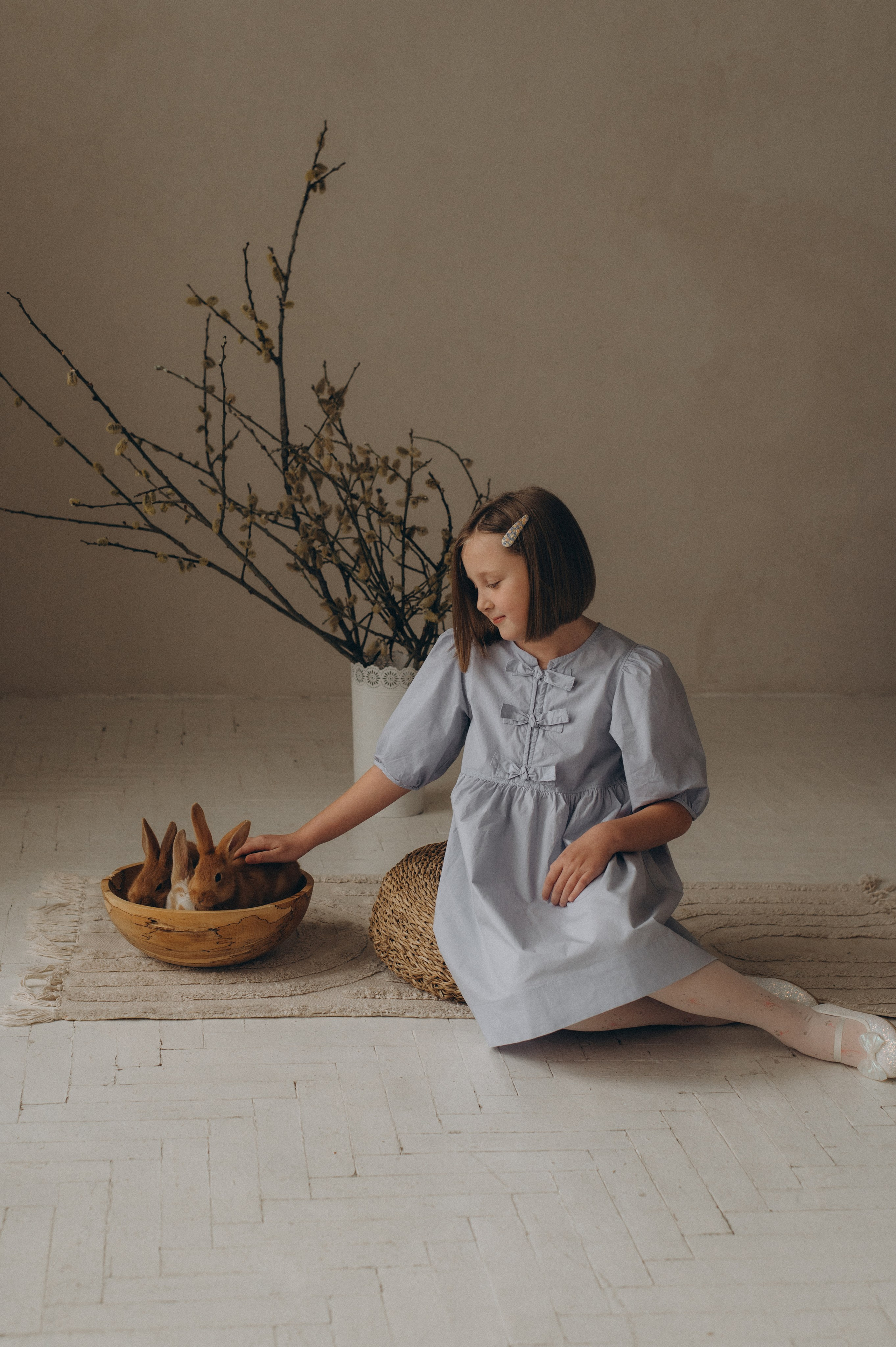 Фотосесія з кроликами, сімейний фотограф Тернопіль, дитячий фотограф Тернопіль, зйомка з кроликами Тернопіль. Сімейний, дитячий та індивідуальний фотограф в м. Тернопіль, м. Львів